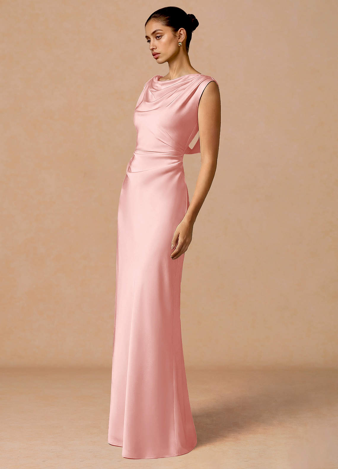 Evarine Sheath Boat-Neck Stretch Satin Evening Dress in Herb Green