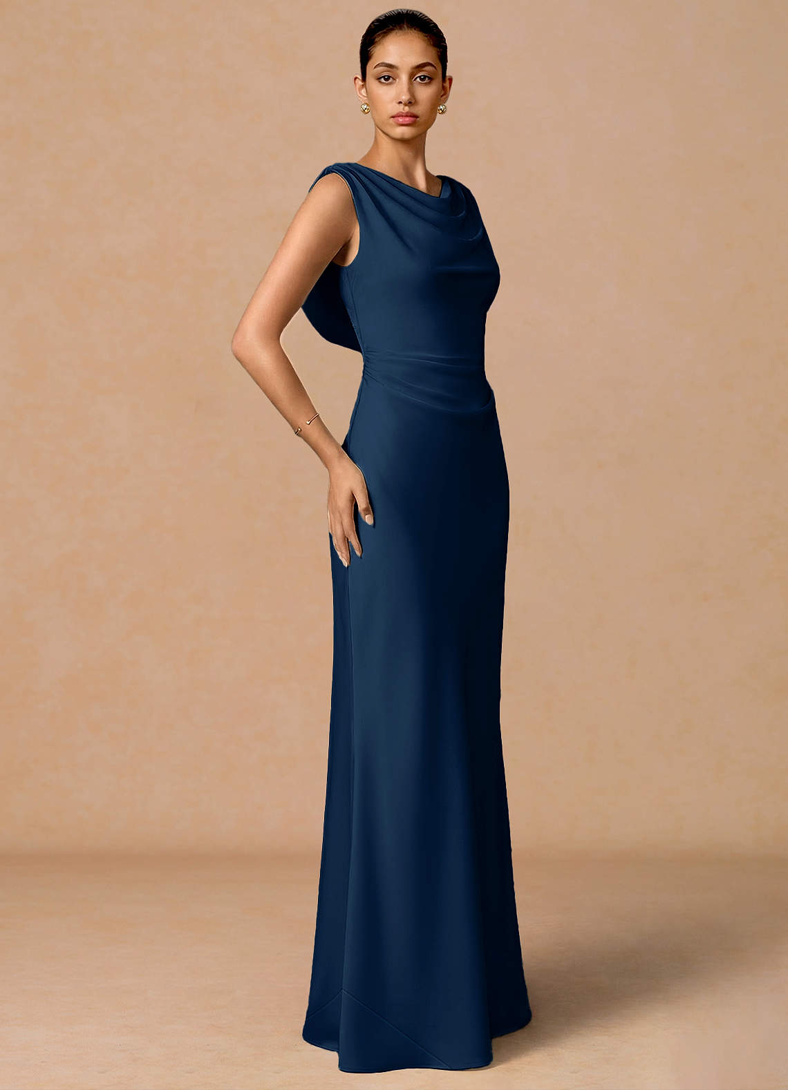 Evarine Sheath Boat-Neck Stretch Satin Evening Dress in Navy