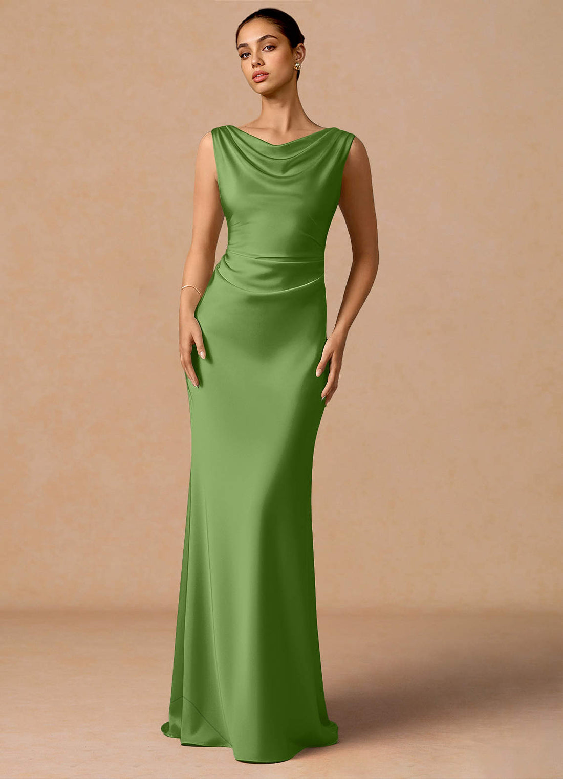 Evarine Sheath Boat-Neck Stretch Satin Evening Dress in Herb Green