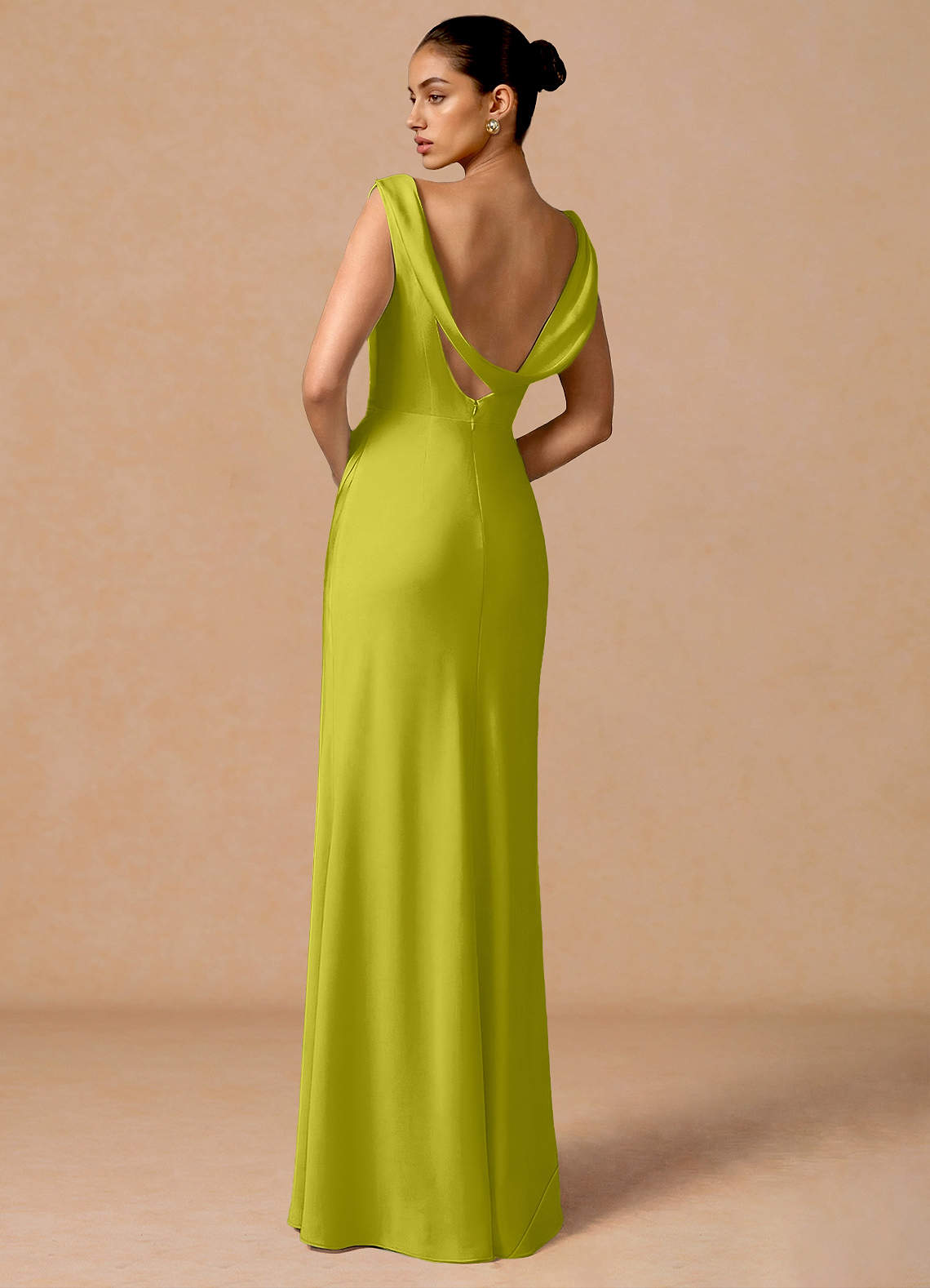 Evarine Sheath Boat-Neck Stretch Satin Evening Dress in Lemon Green