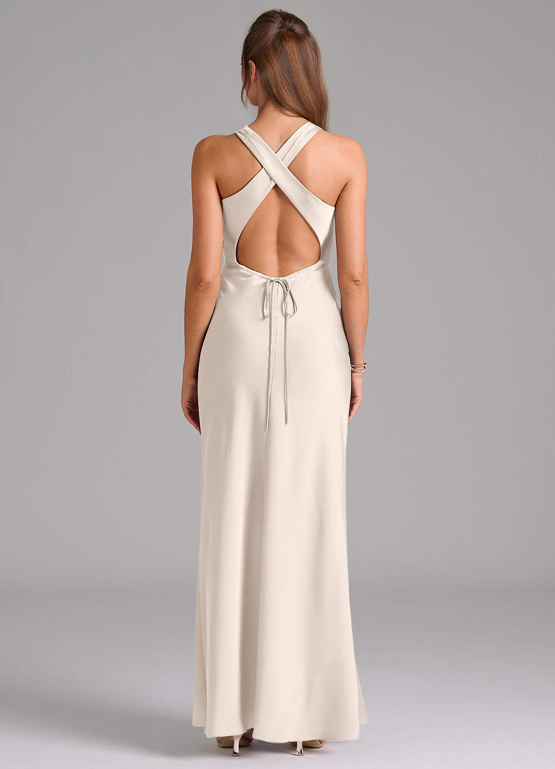 Evadne Sheath Scoop-Neck Stretch Satin Bridesmaid Dress in White Alabaster