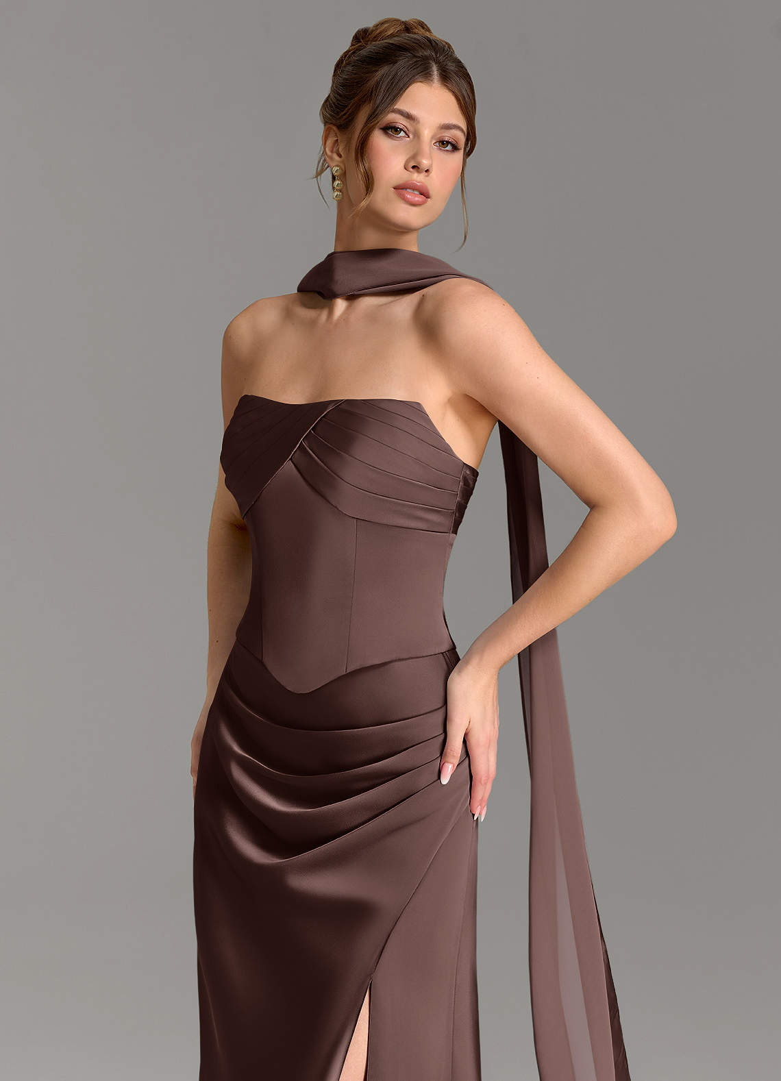 Nicki Sheath Scoop-Neck Stretch Satin Bridesmaid Dress