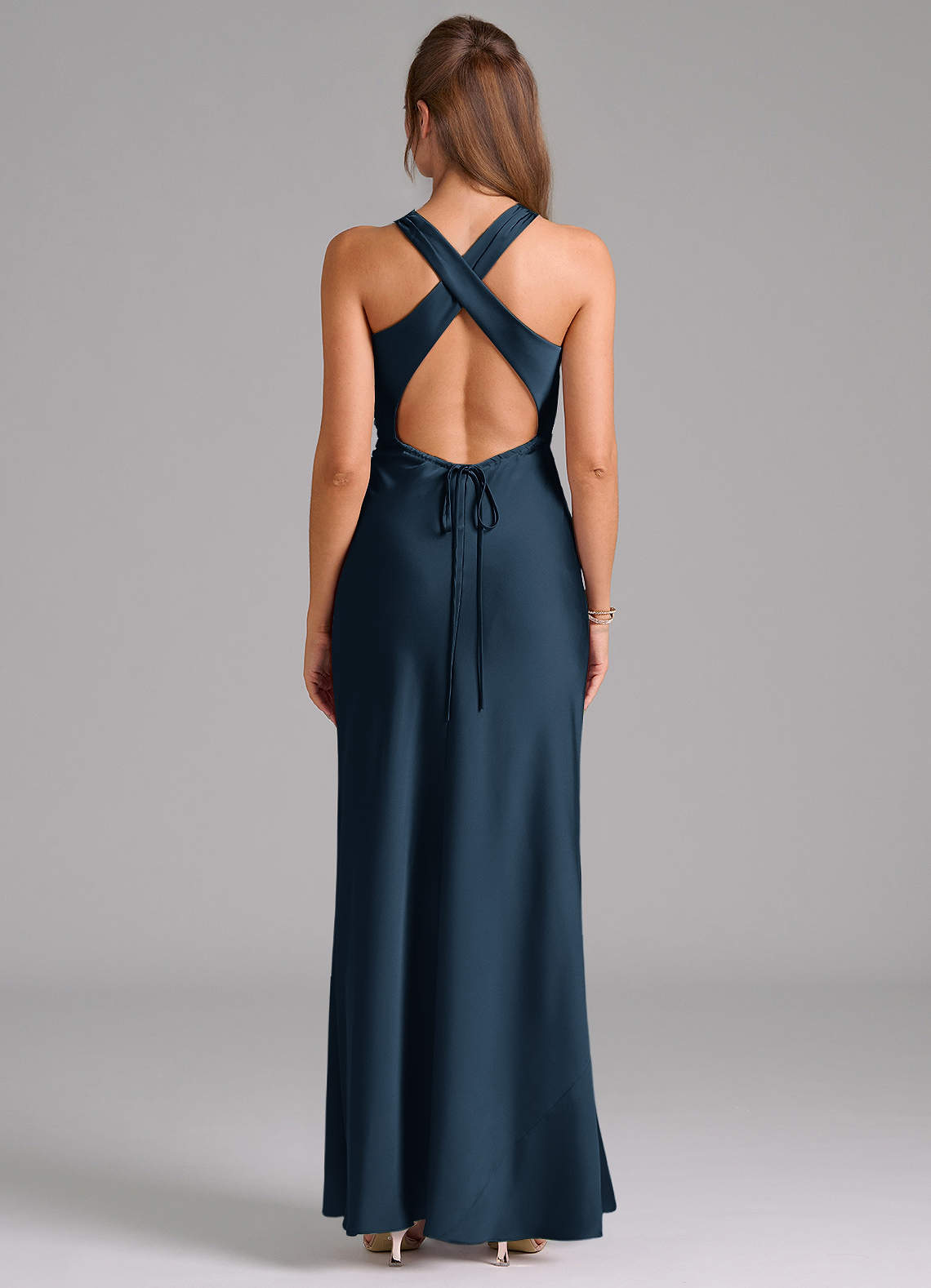Evadne Sheath Scoop-Neck Stretch Satin Bridesmaid Dress in Dark Navy