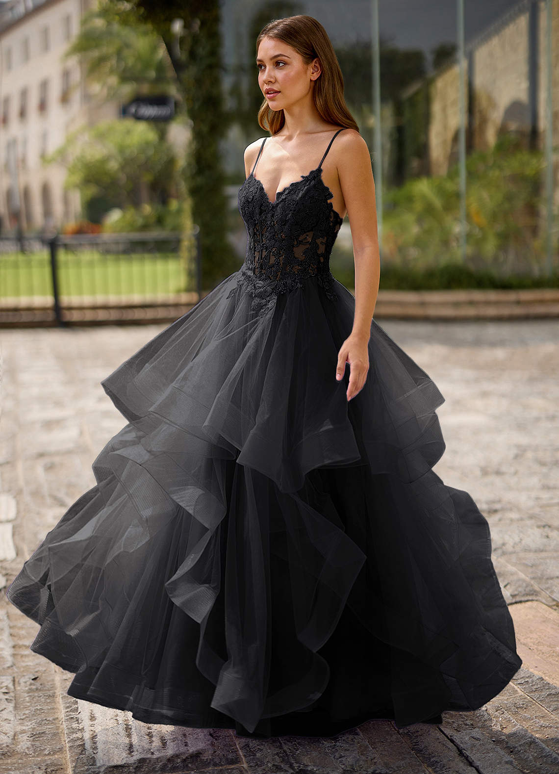 Spitze Ball Gown Sweetheart Lace Tulle Evening Dress in black