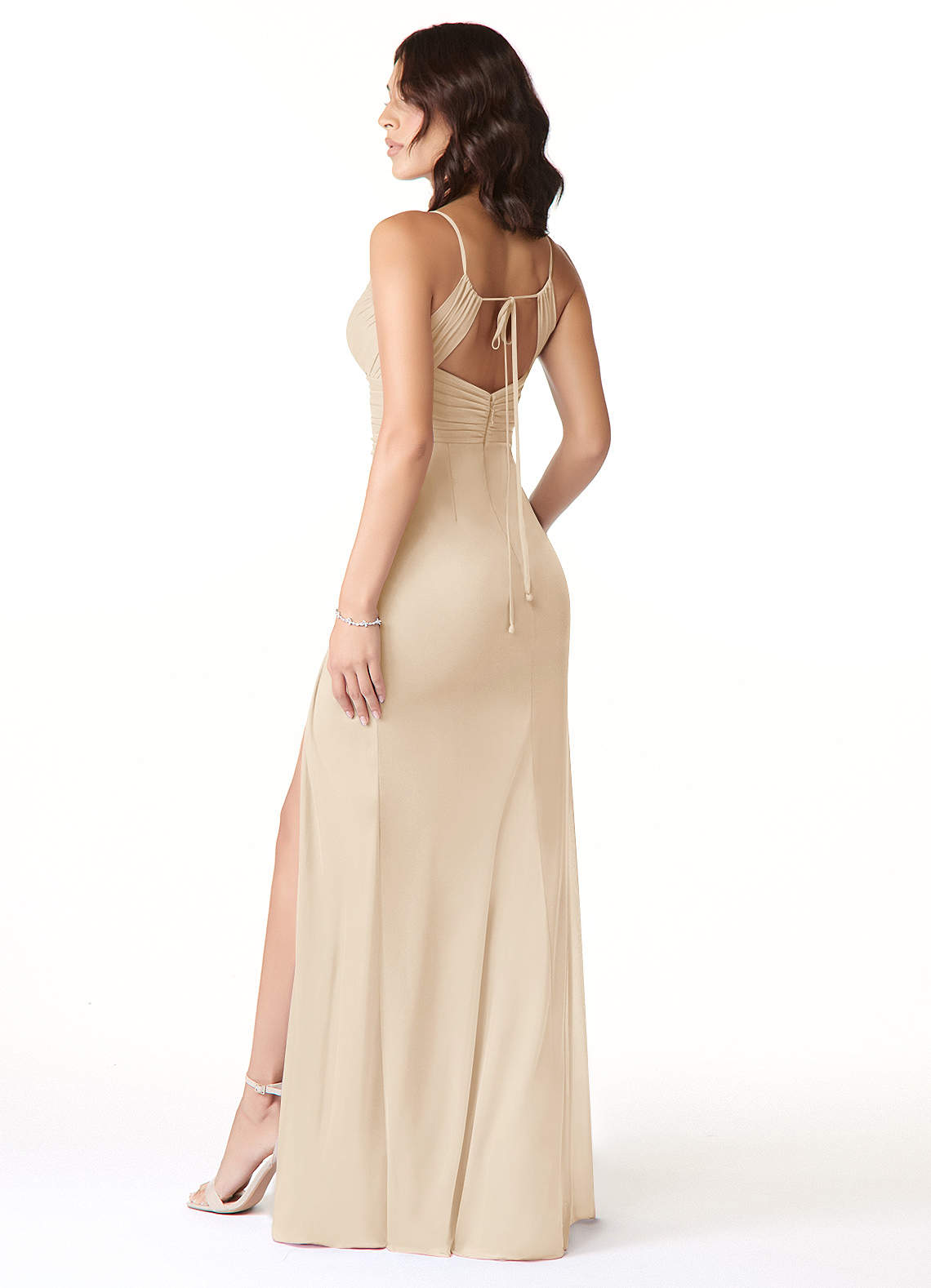 Reneya Mermaid V-Neck Mesh Bridesmaid Dress in Champagne