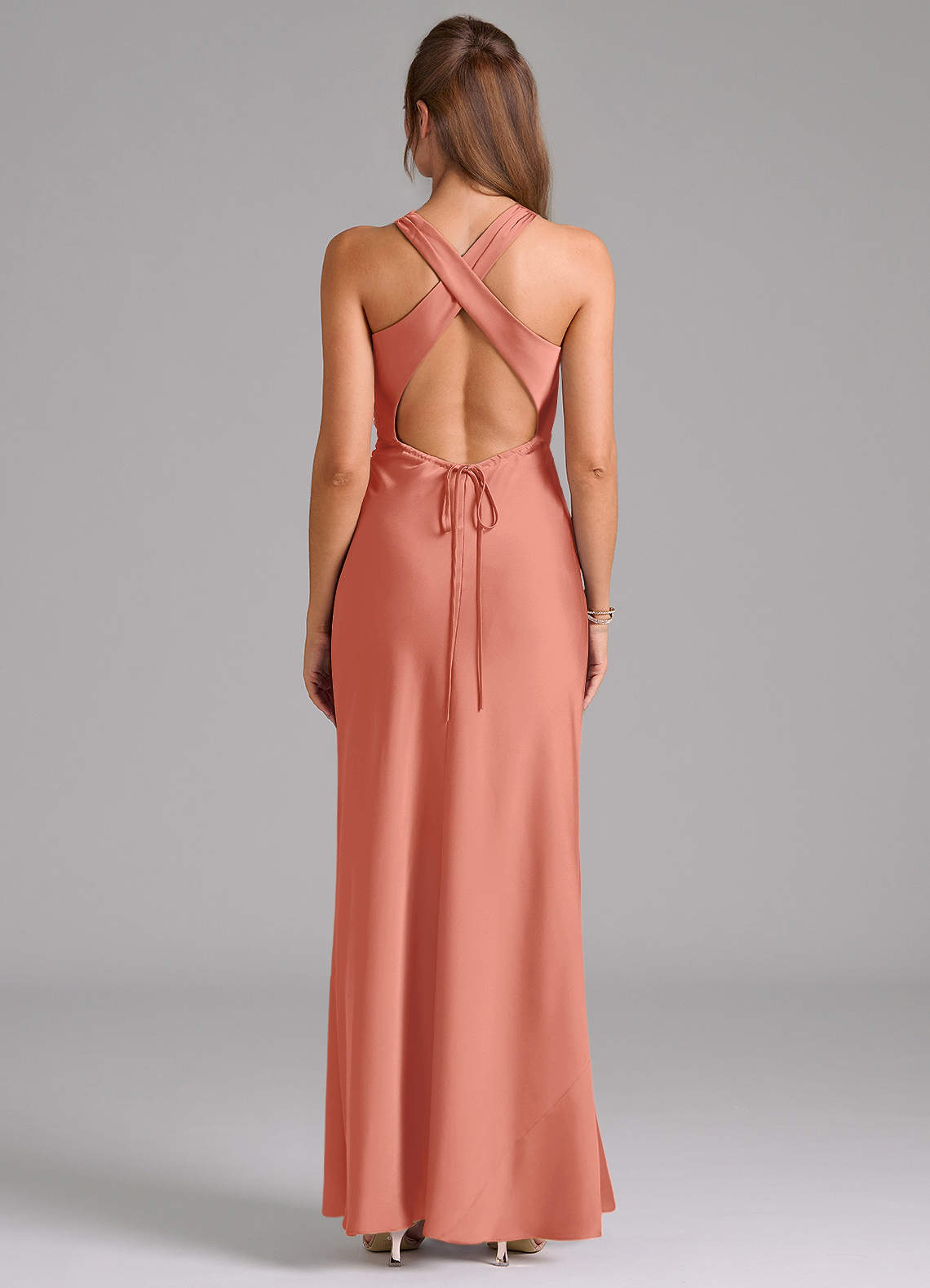 Evadne Sheath Scoop-Neck Stretch Satin Bridesmaid Dress in Salmon Pink