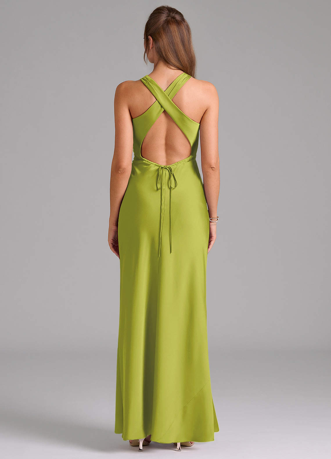 Evadne Sheath Scoop-Neck Stretch Satin Bridesmaid Dress in Lemongrass