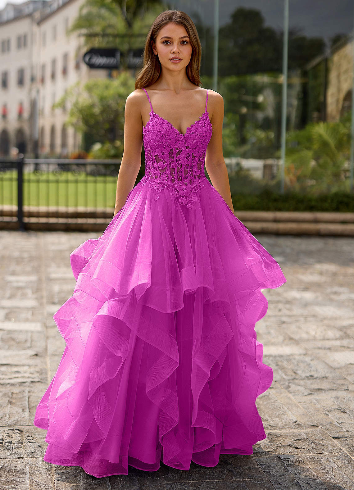 Spitze Ball Gown Sweetheart Lace Tulle Evening Dress in Fuchsia