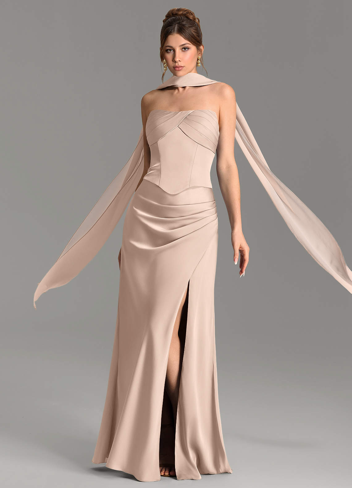 Nicki Sheath Scoop-Neck Stretch Satin Bridesmaid Dress in English Rose