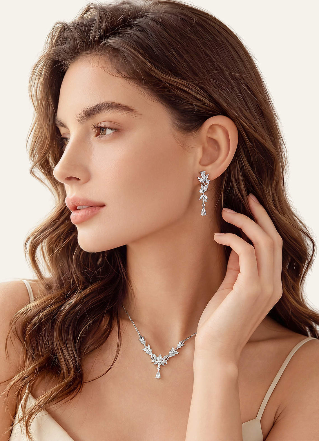 Floral CZ Teardrop Necklace — Silver — 图 1/5