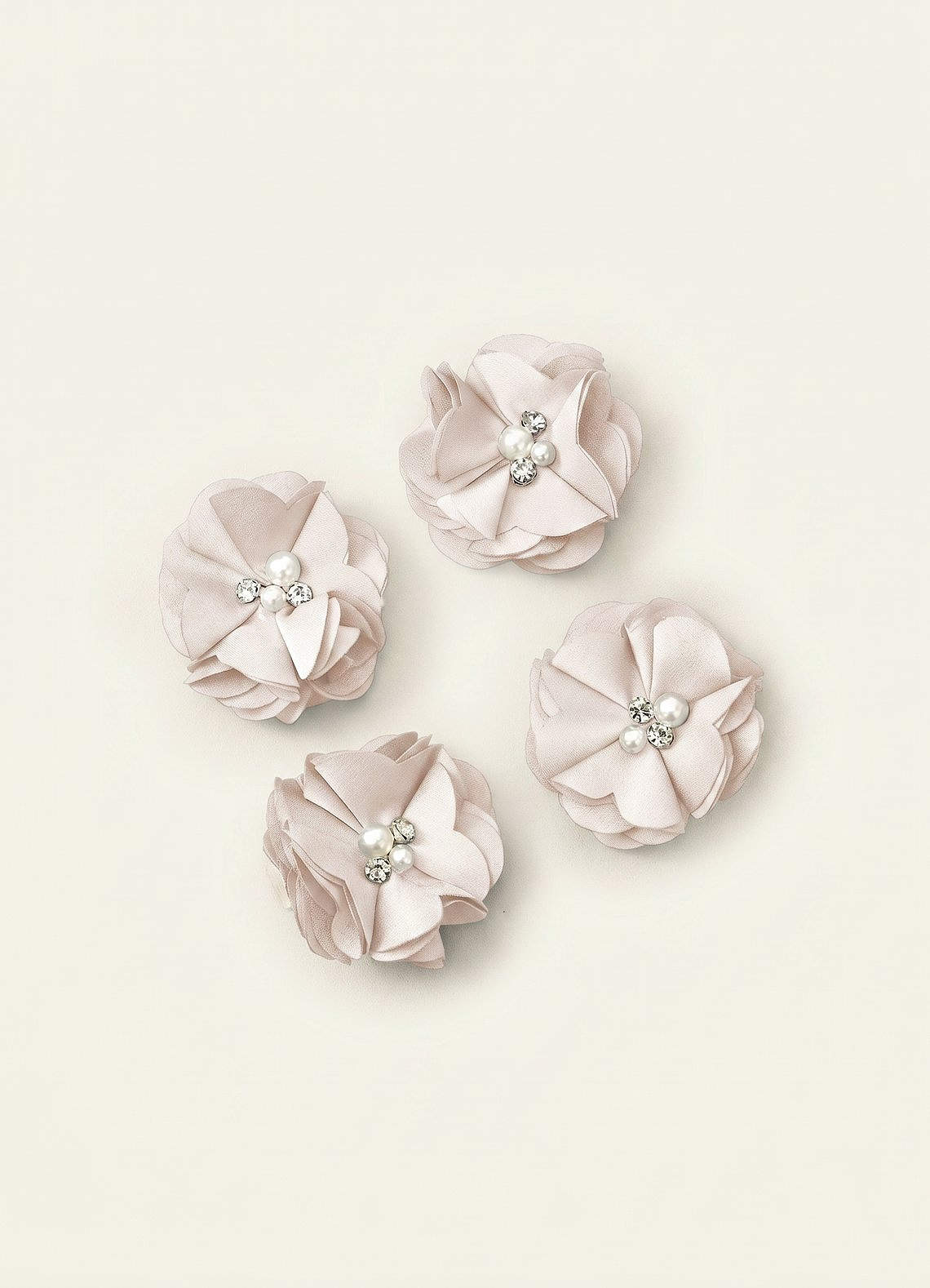 Four-Piece Matching Color Stretch Satin Hair Clip Set — White Alabaster — 图 55/250