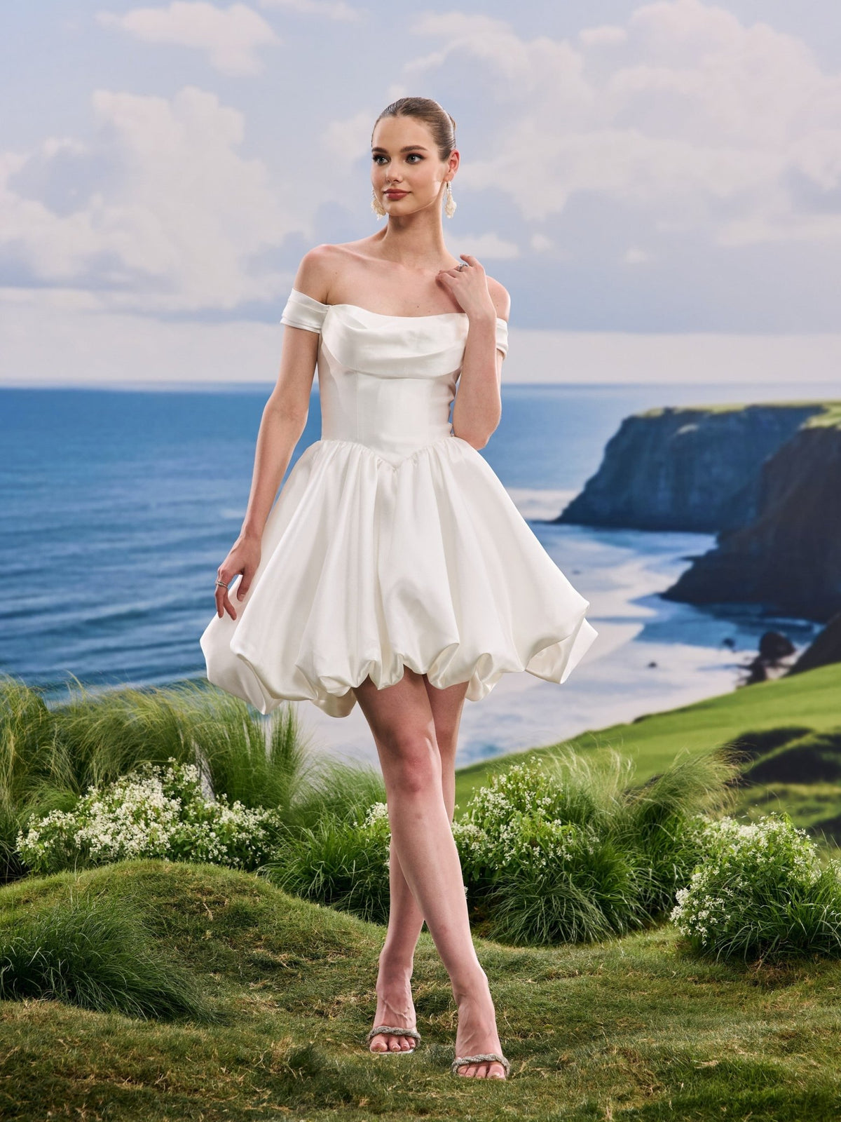 Ilyra white wedding dress, front view