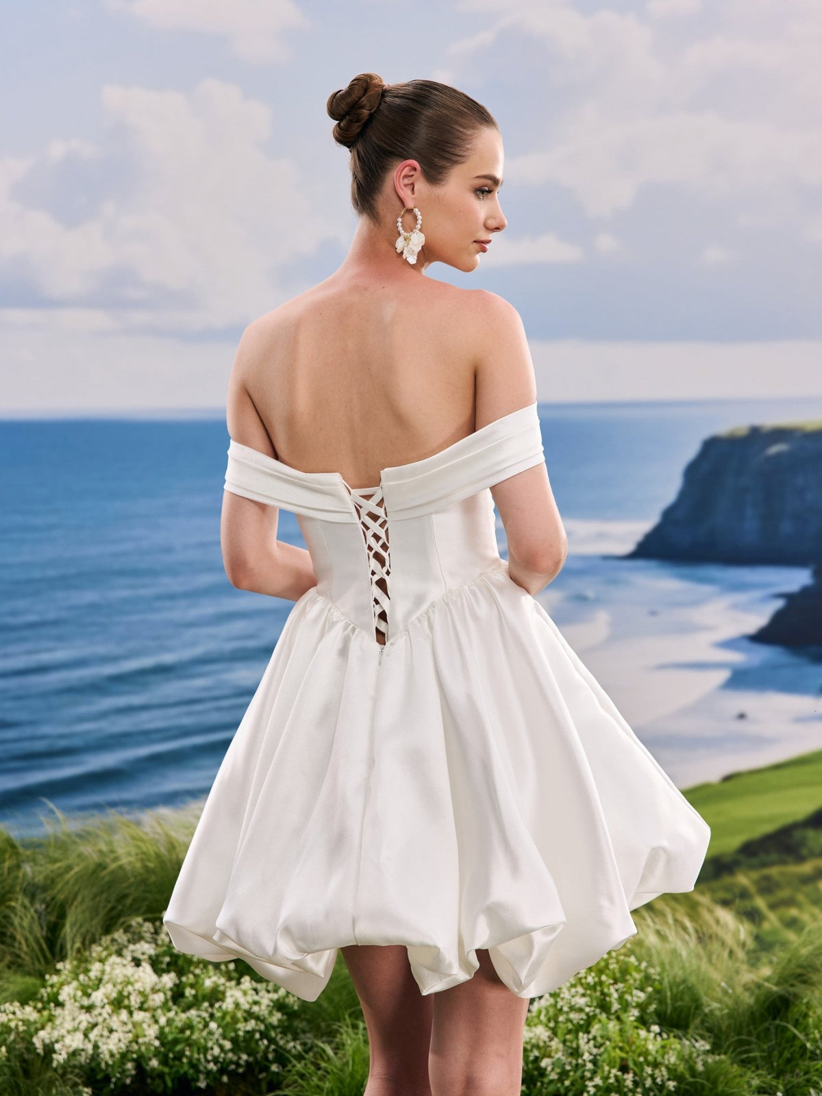 Ilyra white wedding dress, back view