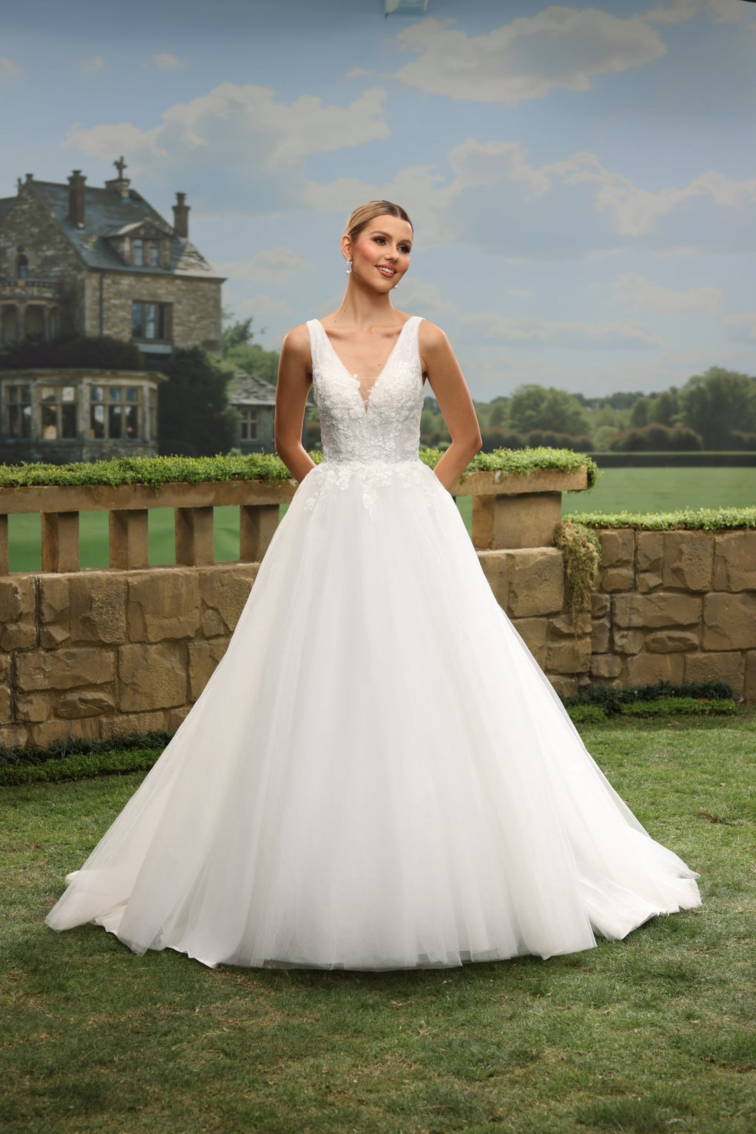 Ivelle A-Line V-Neck wedding dress — front view