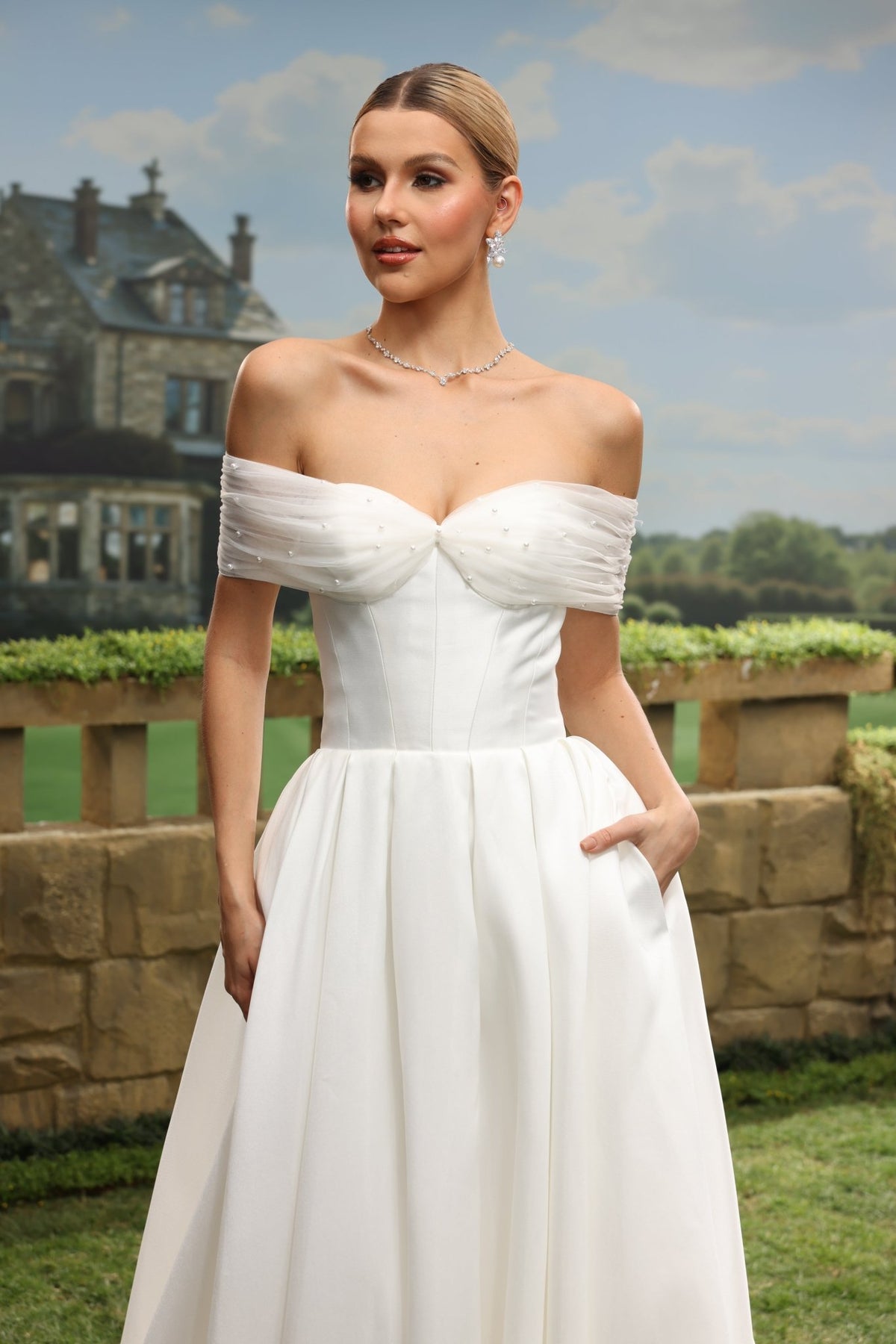 Jora white wedding dress detail view 7