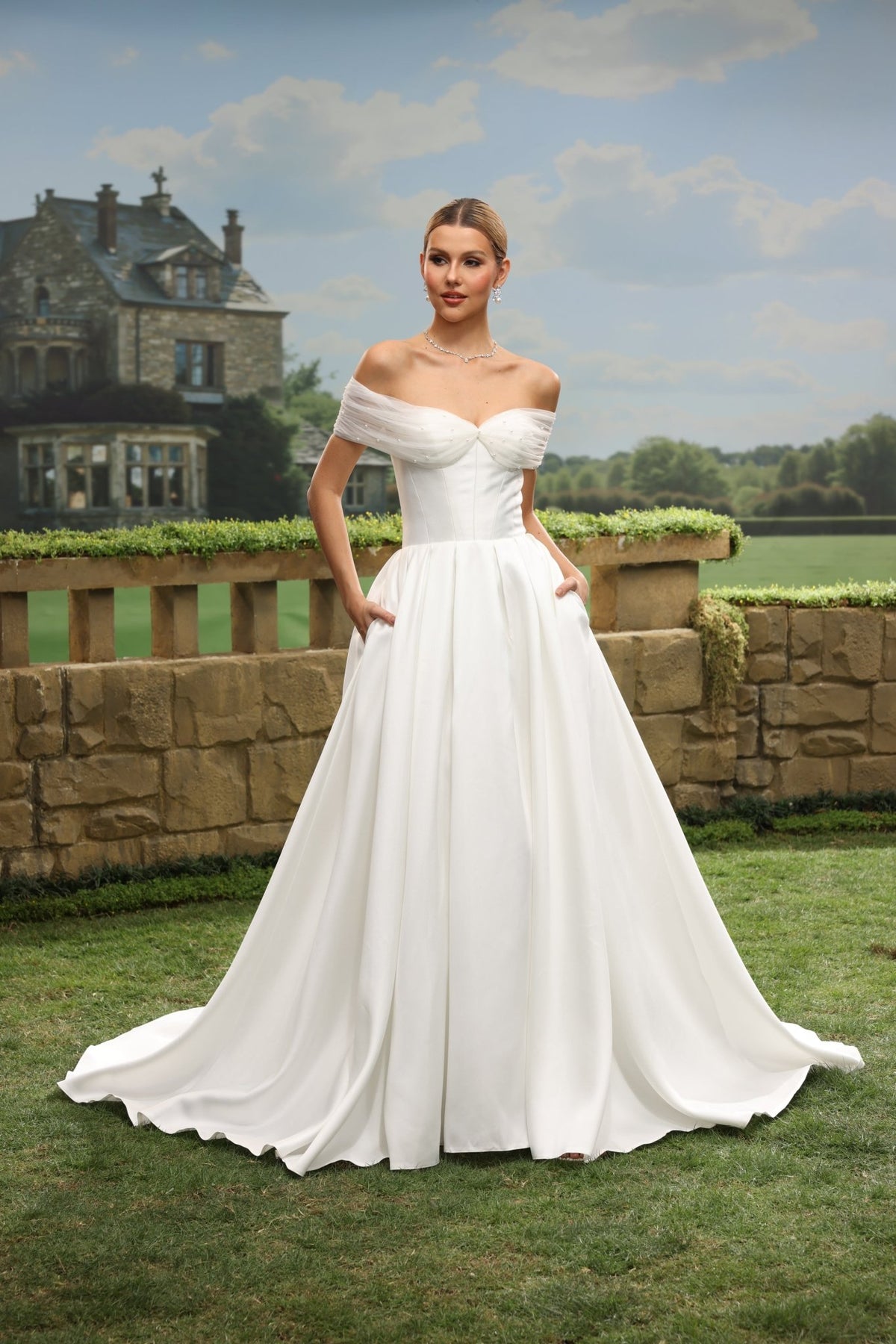 Jora white wedding dress detail view 8