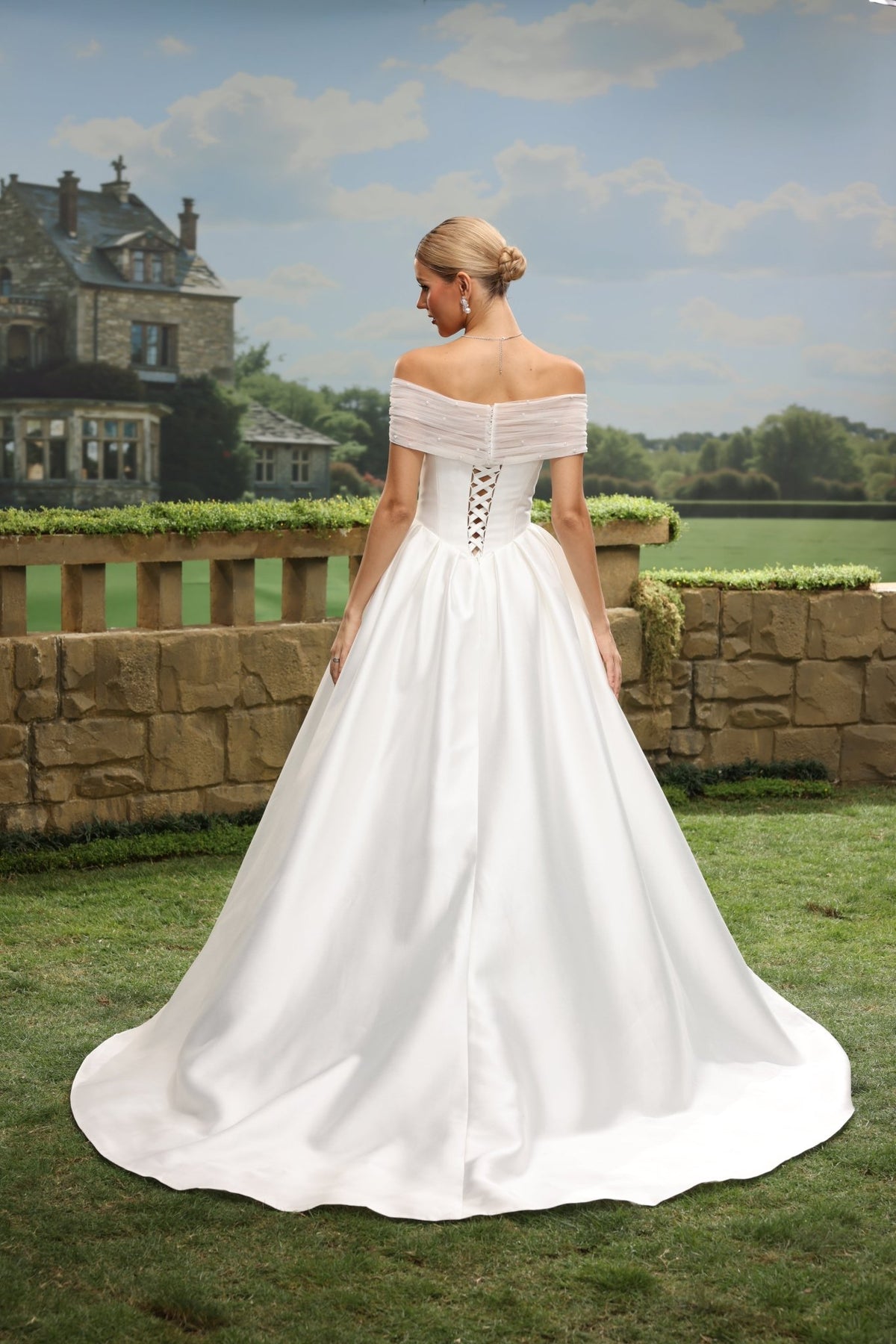 Jora white wedding dress back view 5
