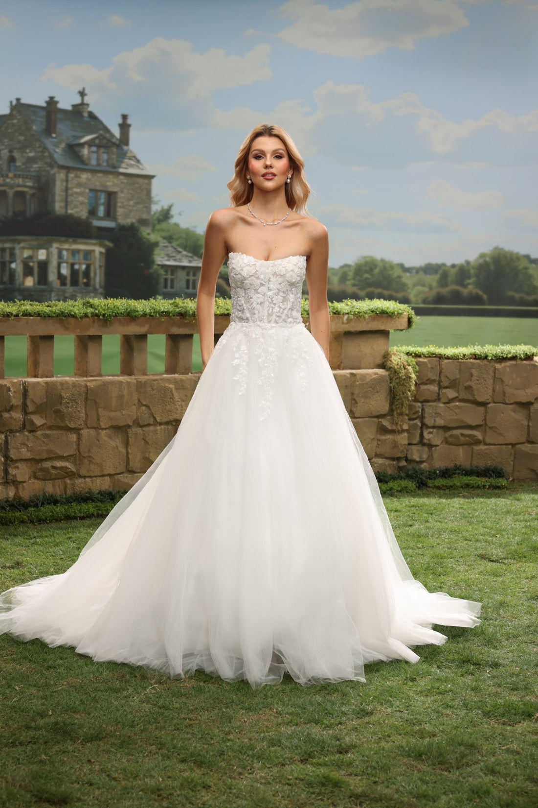 Kesia A-Line Strapless Straight-Neck wedding dress — front view
