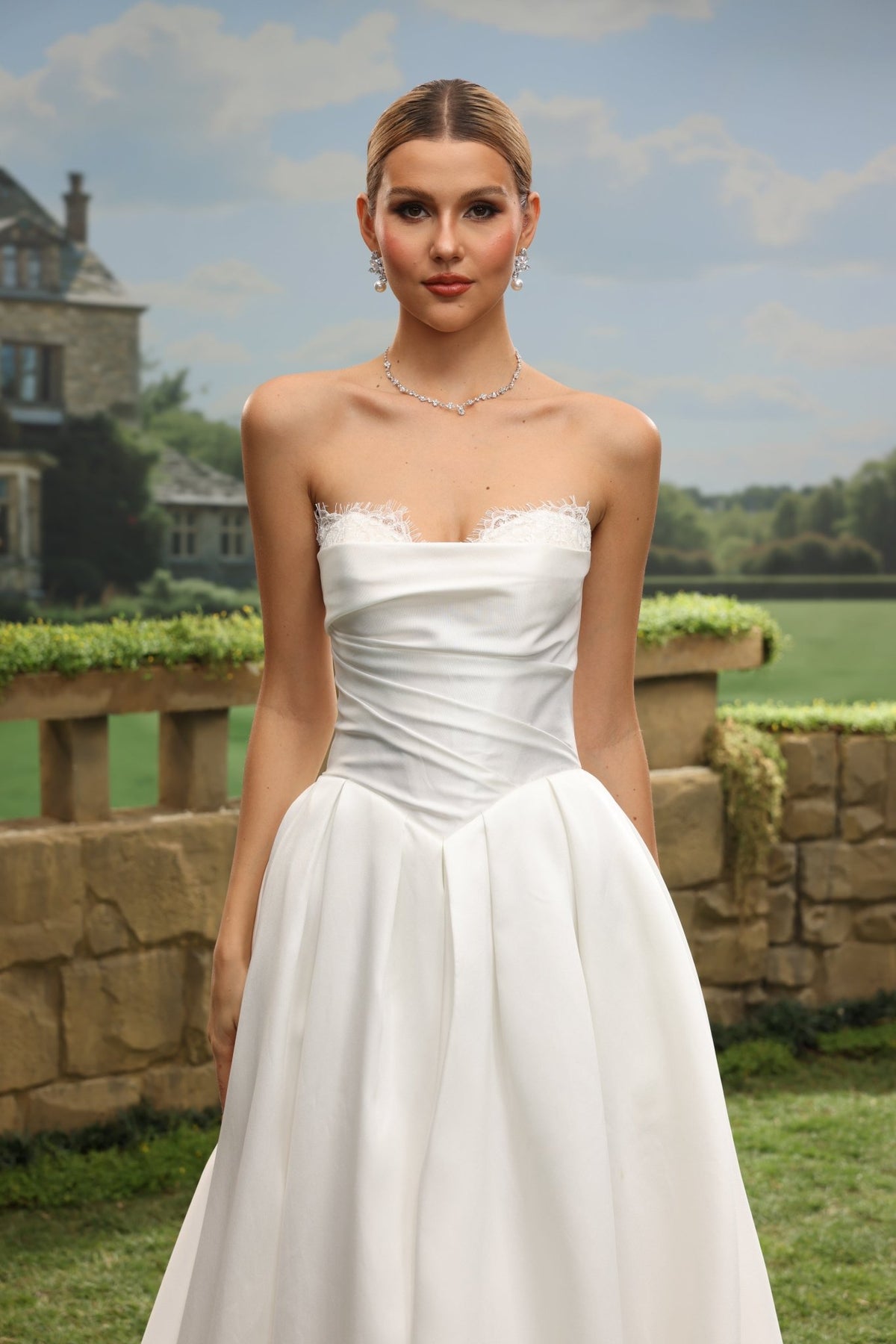 Lena white wedding dress detail view 7