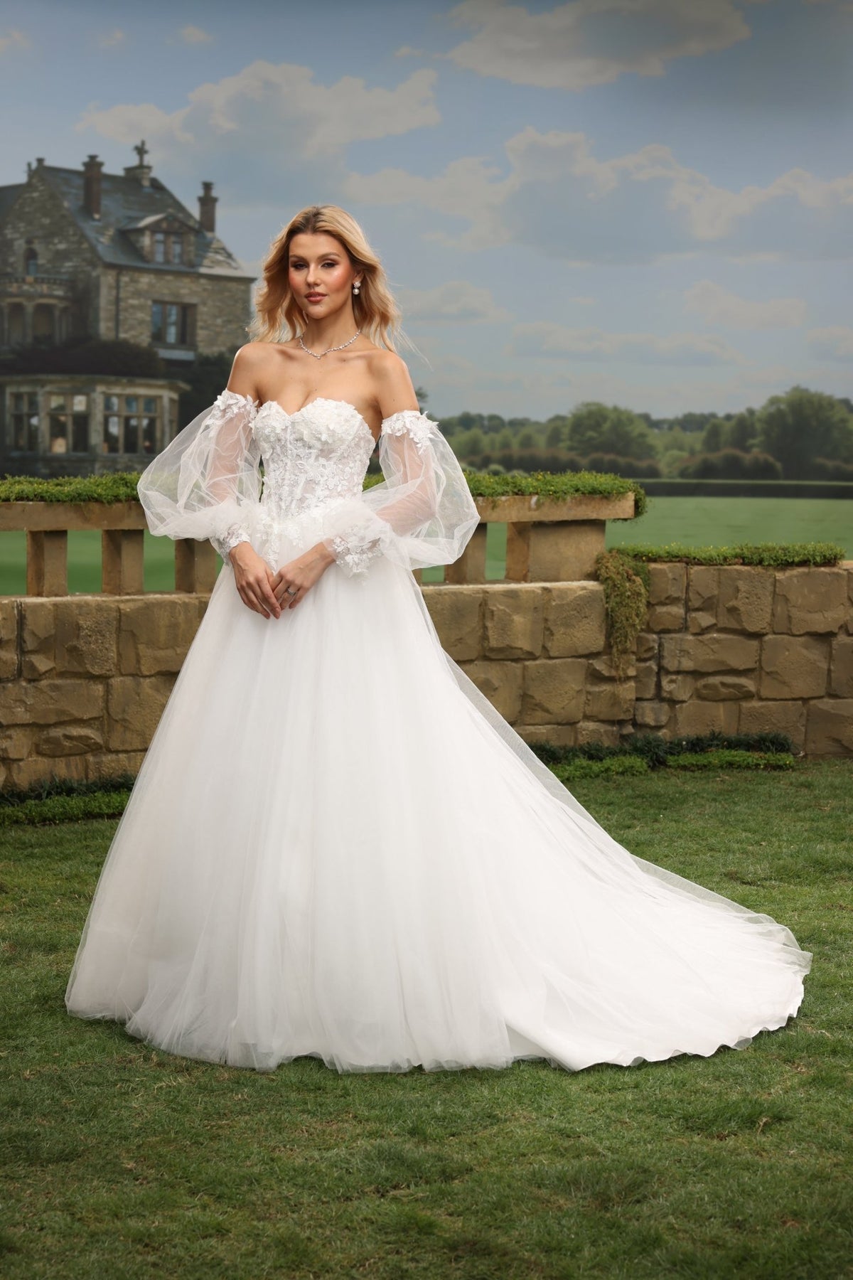 Lumi white wedding dress detail view 5