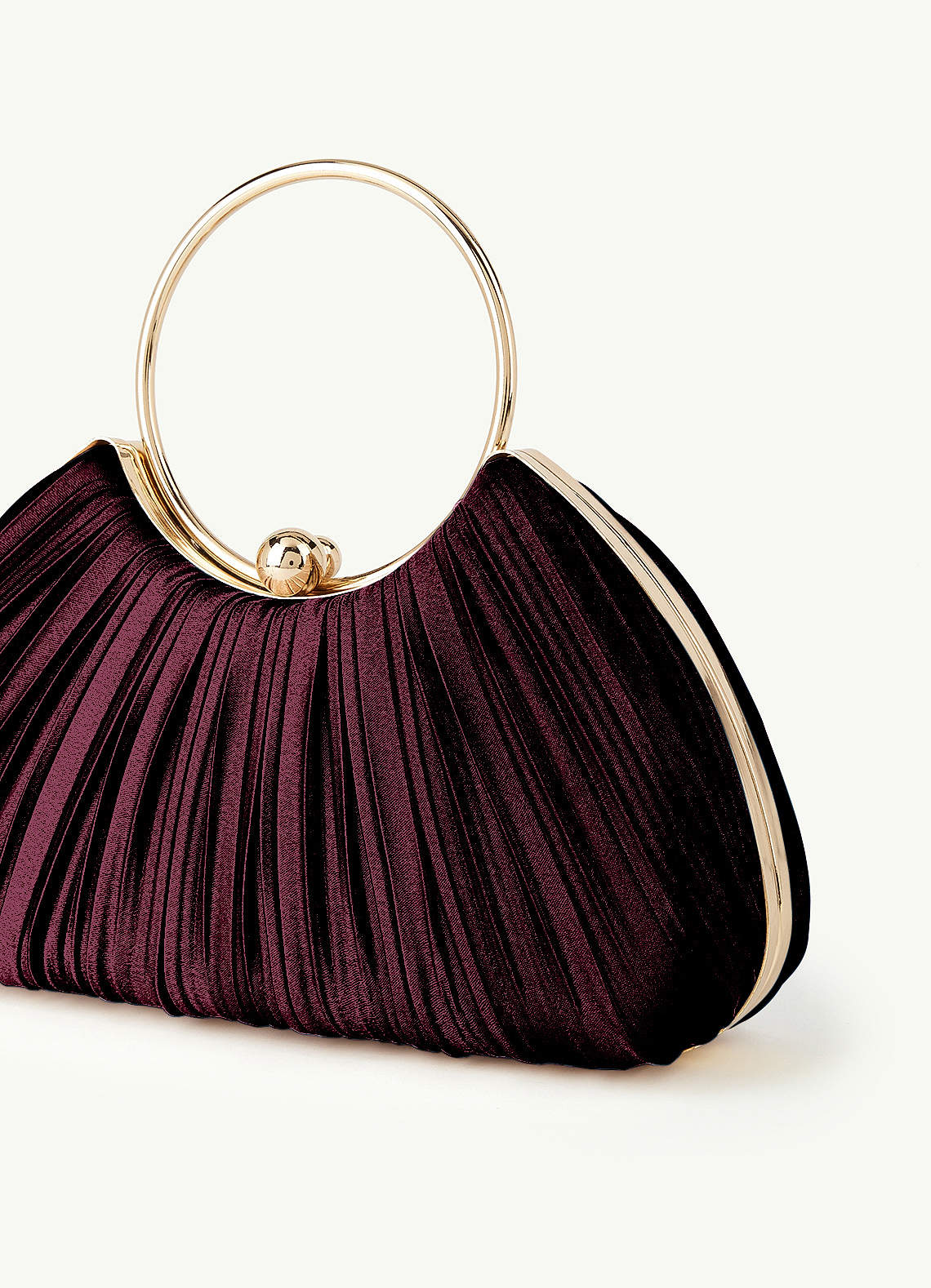 Matching Color Metallic Satin Pleated Handbag — Cabernet — 图 141/204