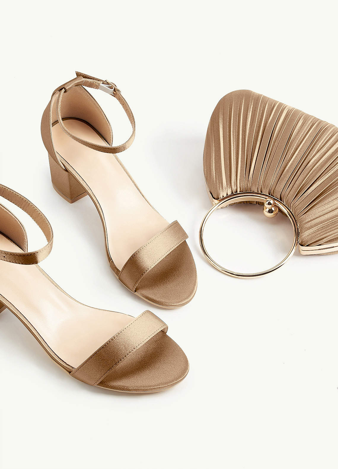 Matching Color Metallic Satin Pleated Handbag — champagne — 图 172/204