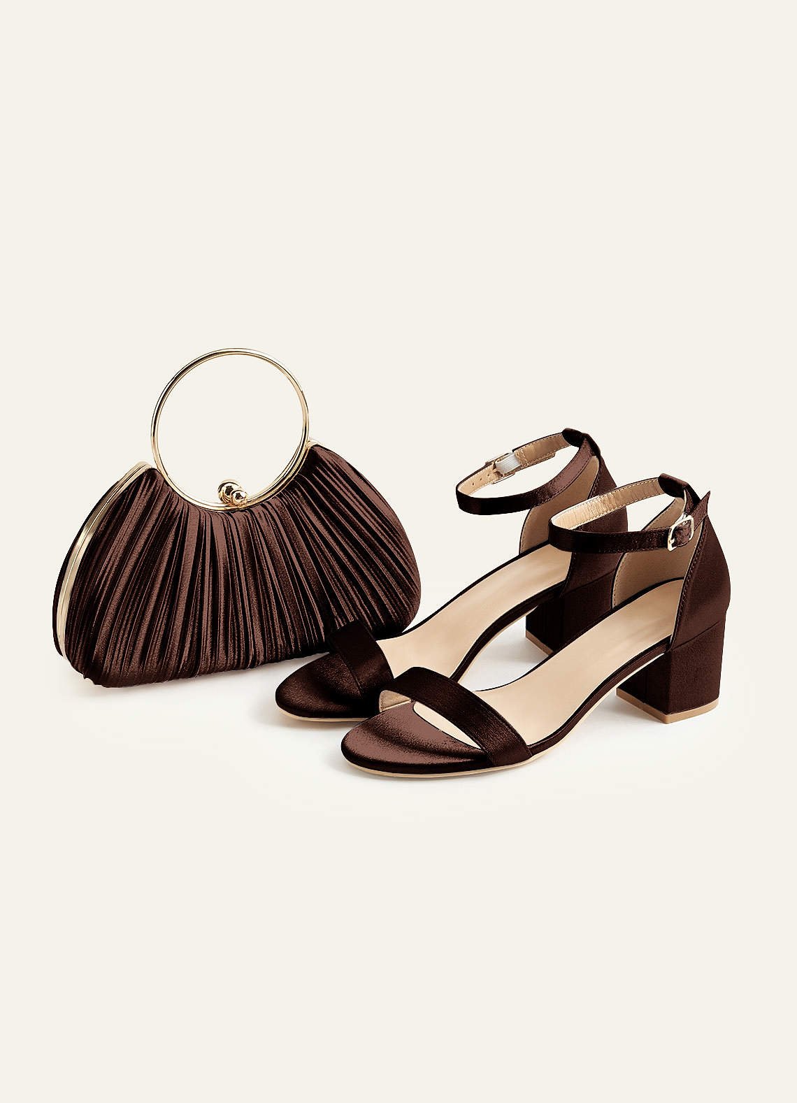 Matching Color Metallic Satin Pleated Handbag — Ganache — 图 194/204