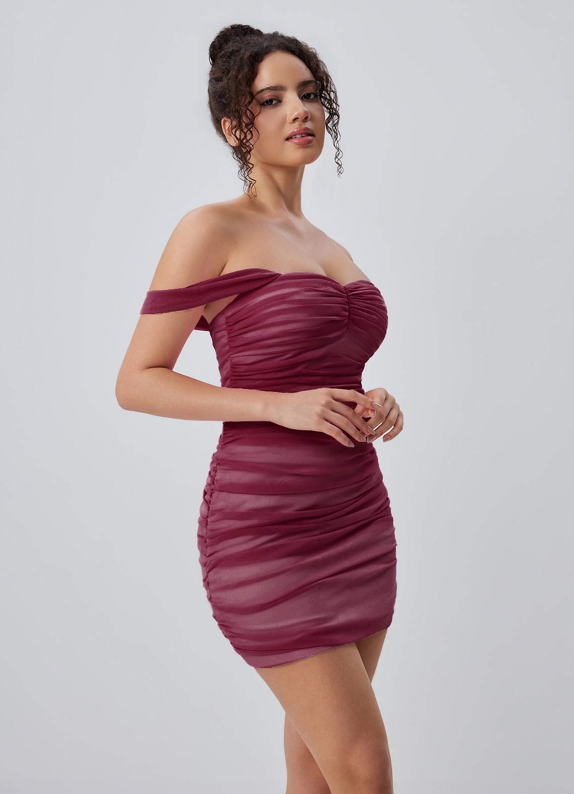 Menaphilo Bodycon Mini Off-the-Shoulder Stretch Mesh Prom Dress in Wine