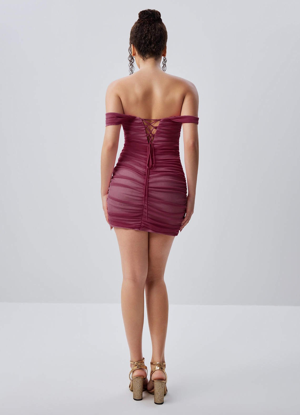 Menaphilo Bodycon Mini Off-the-Shoulder Stretch Mesh Prom Dress in Wine