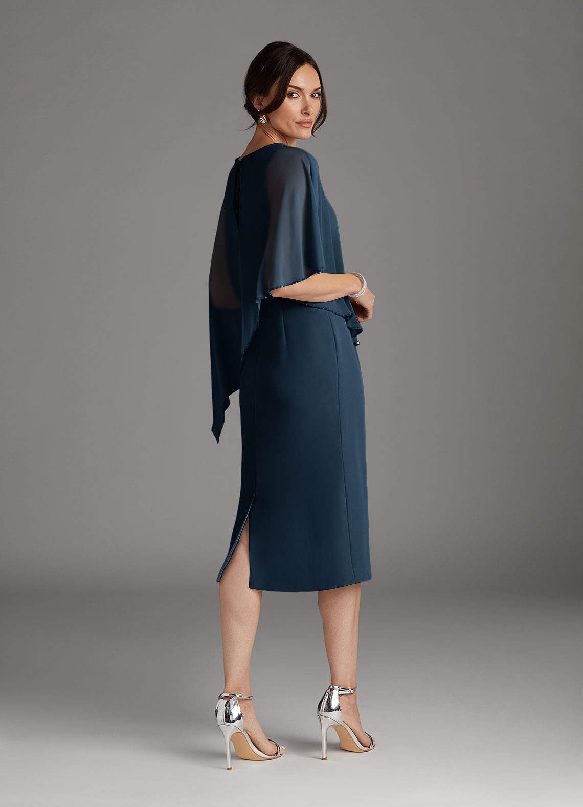 Sparrow Sheath Scoop-Neck Chiffon Mother of the Bride Dress in Dark Navy