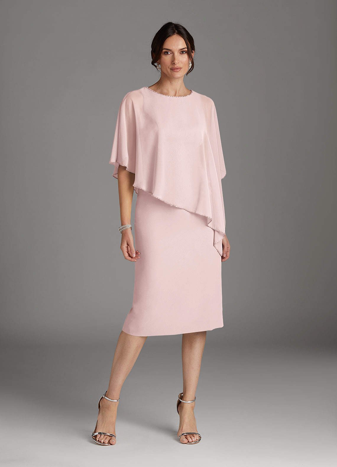 Sparrow Sheath Scoop-Neck Chiffon Mother of the Bride Dress in Blushing Pink