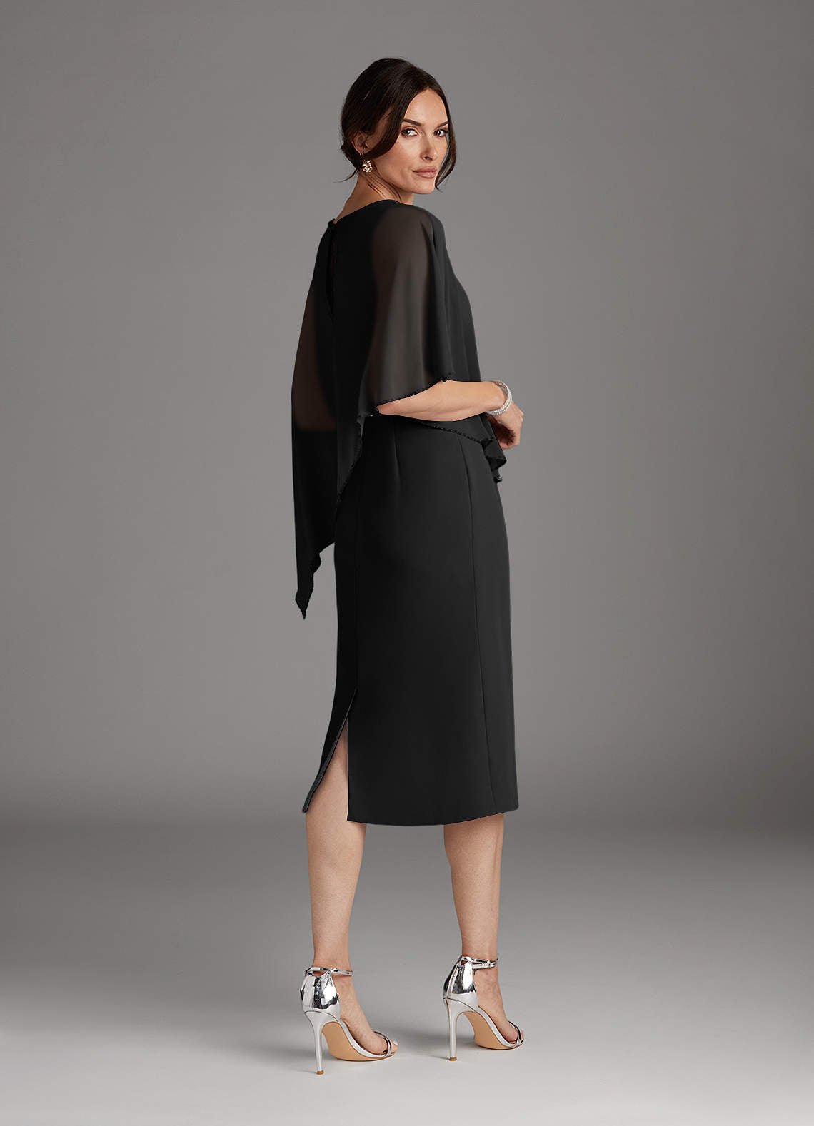 Sparrow Sheath Scoop-Neck Chiffon Mother of the Bride Dress in black