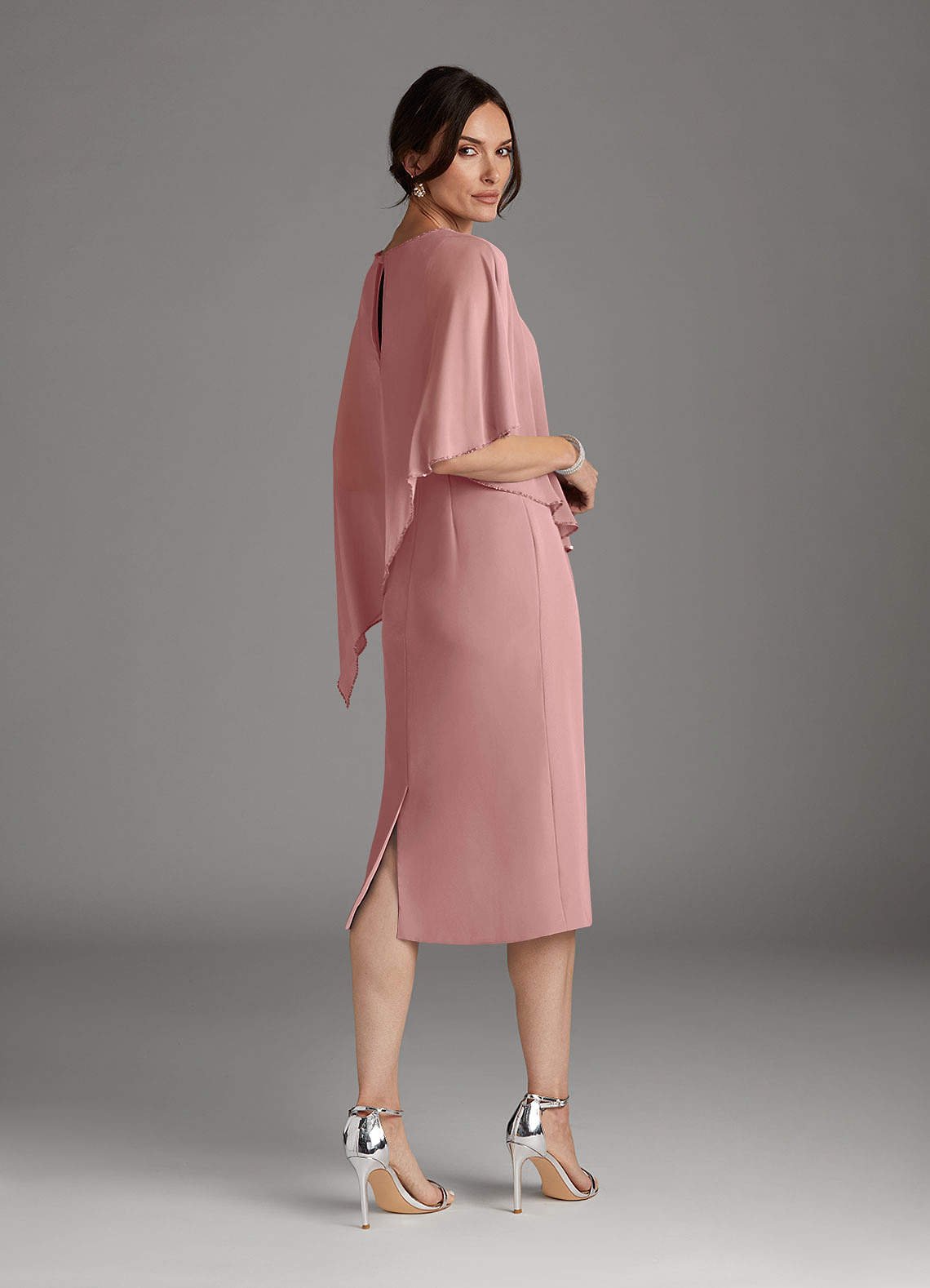 Sparrow Sheath Scoop-Neck Chiffon Mother of the Bride Dress in Dusty Rose