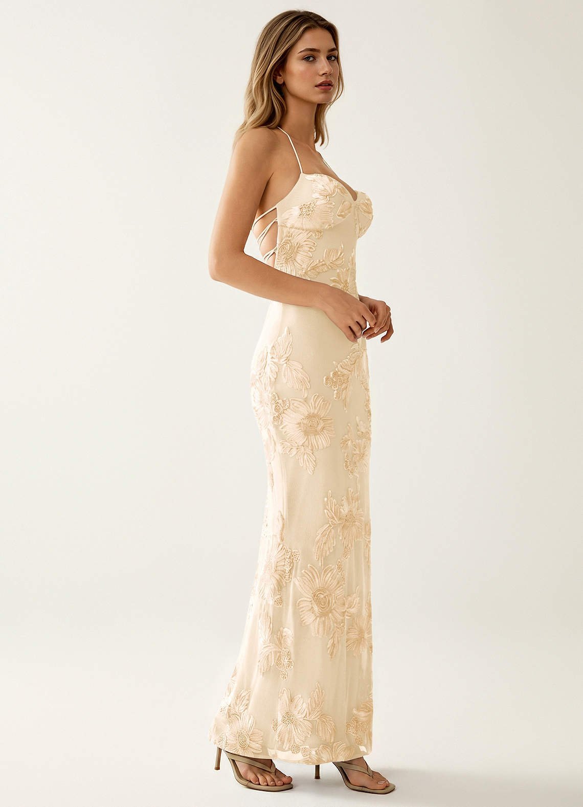 Nasasiya Mermaid Halter-Neck Stretch Lace Prom Dress in Yellow