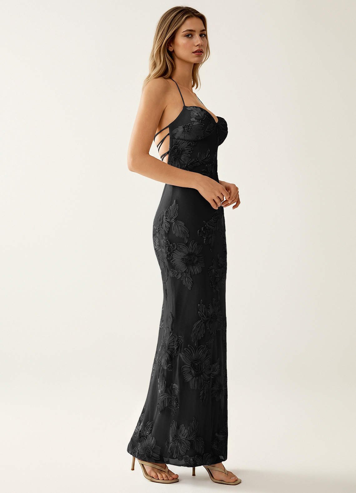 Nasasiya Mermaid Halter-Neck Stretch Lace Prom Dress in black