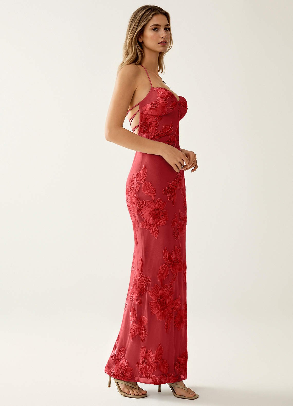 Nasasiya Mermaid Halter-Neck Stretch Lace Prom Dress in Red