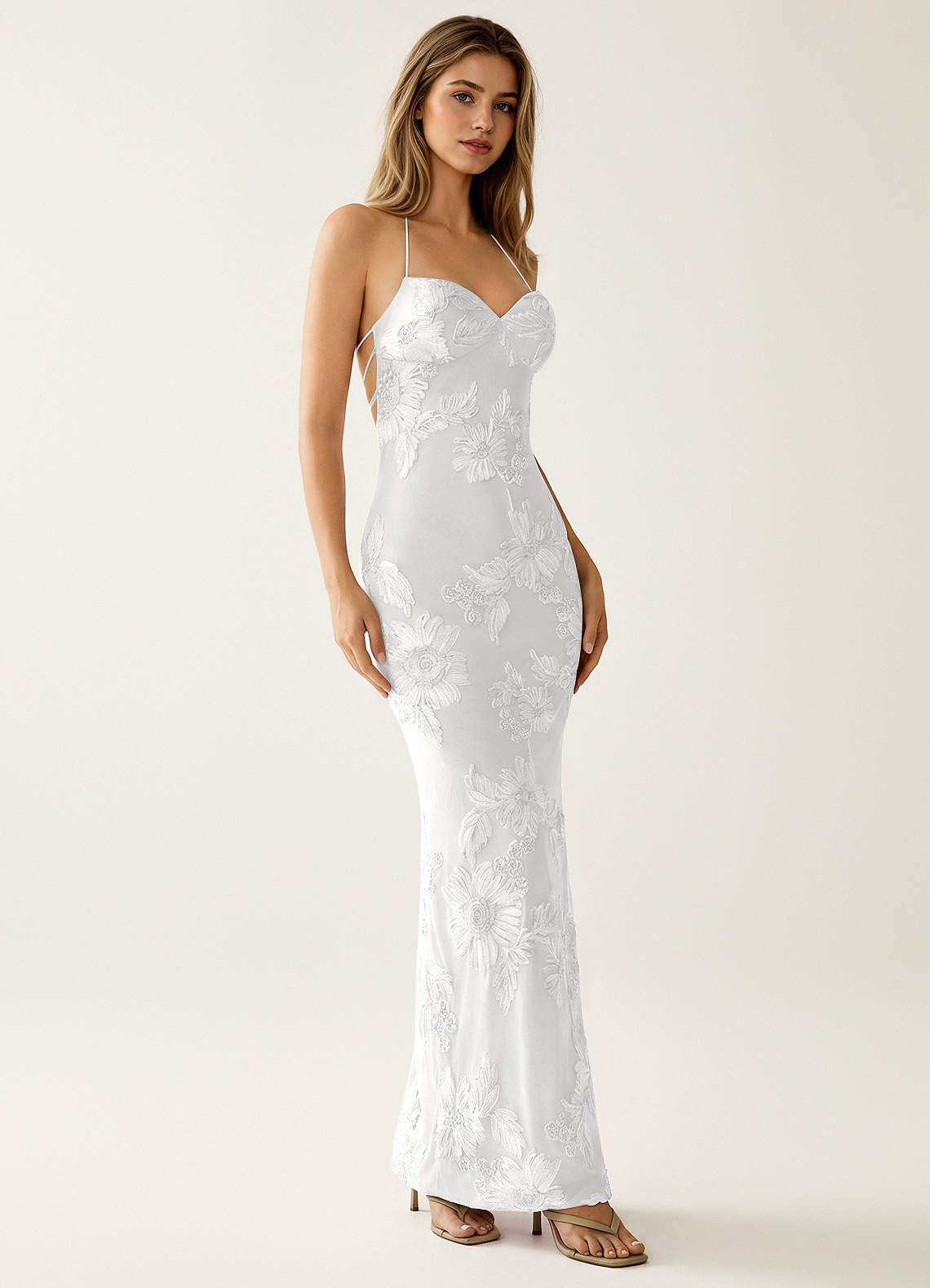Nasasiya Mermaid Halter-Neck Stretch Lace Prom Dress in white