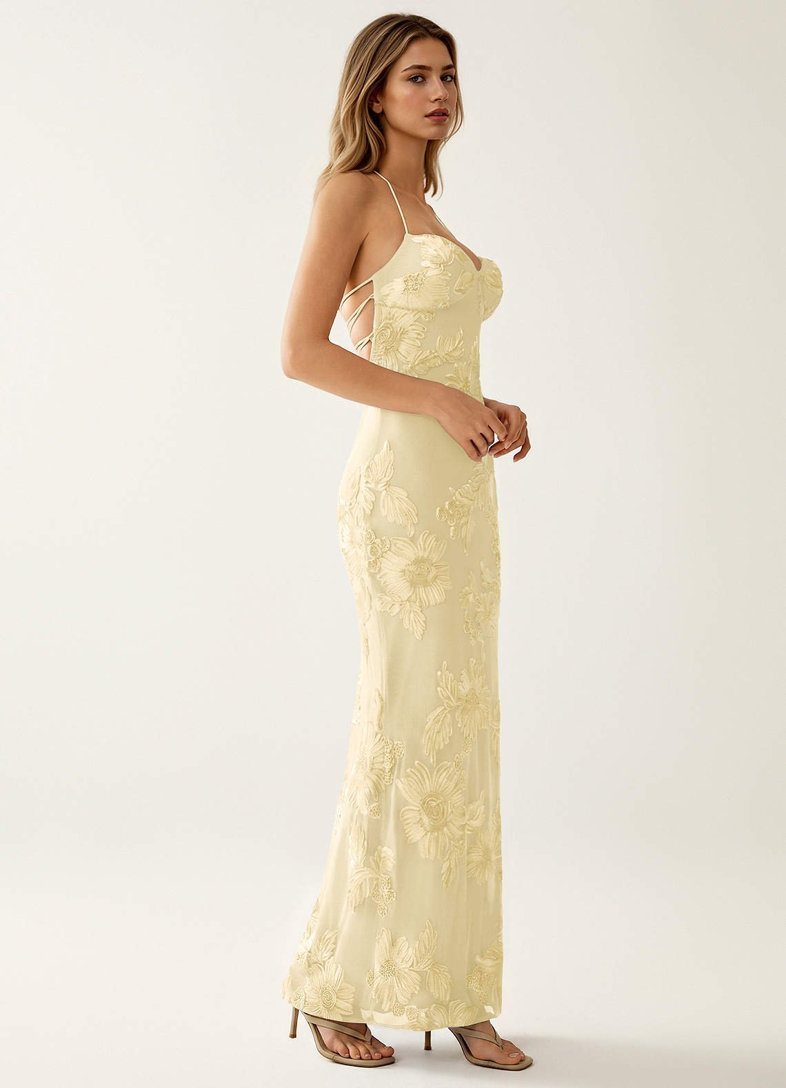 Nasasiya Mermaid Halter-Neck Stretch Lace Prom Dress in Lemon Sorbet