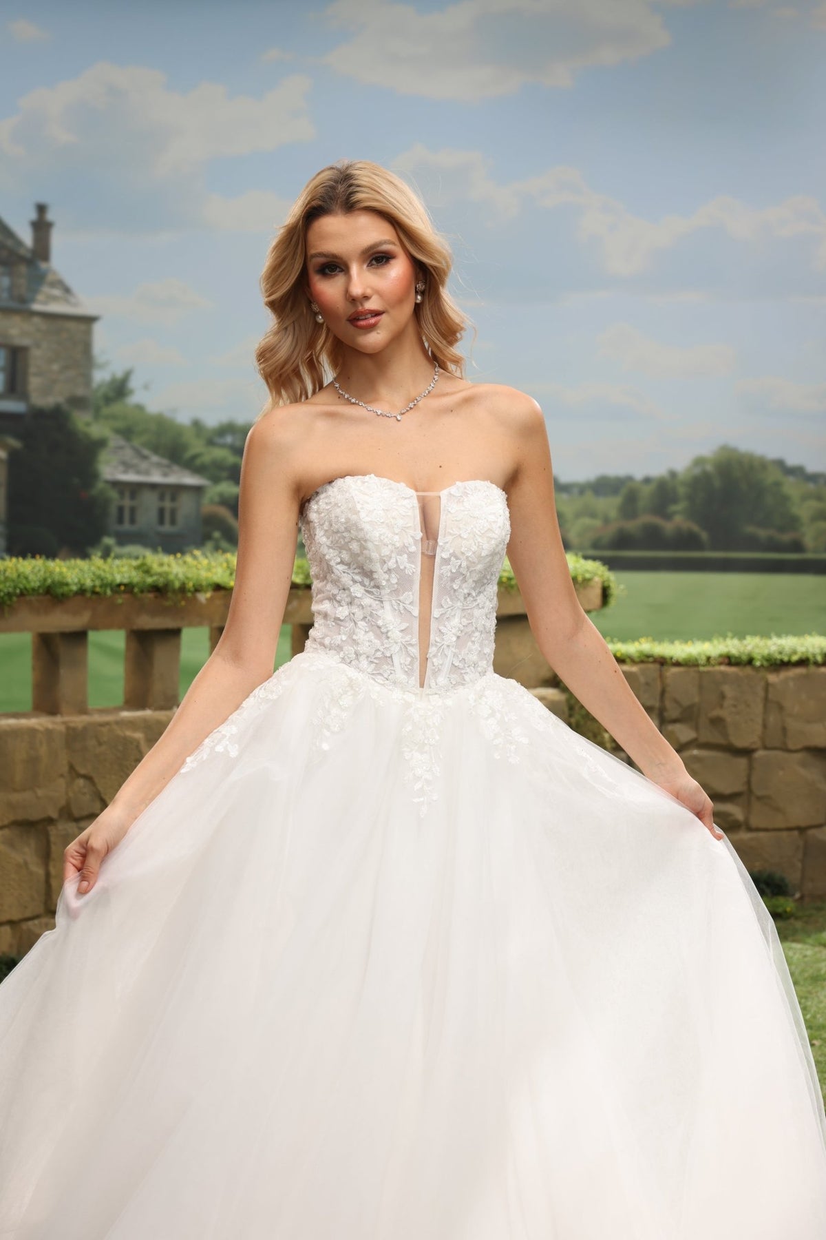Nora white wedding dress detail view 3
