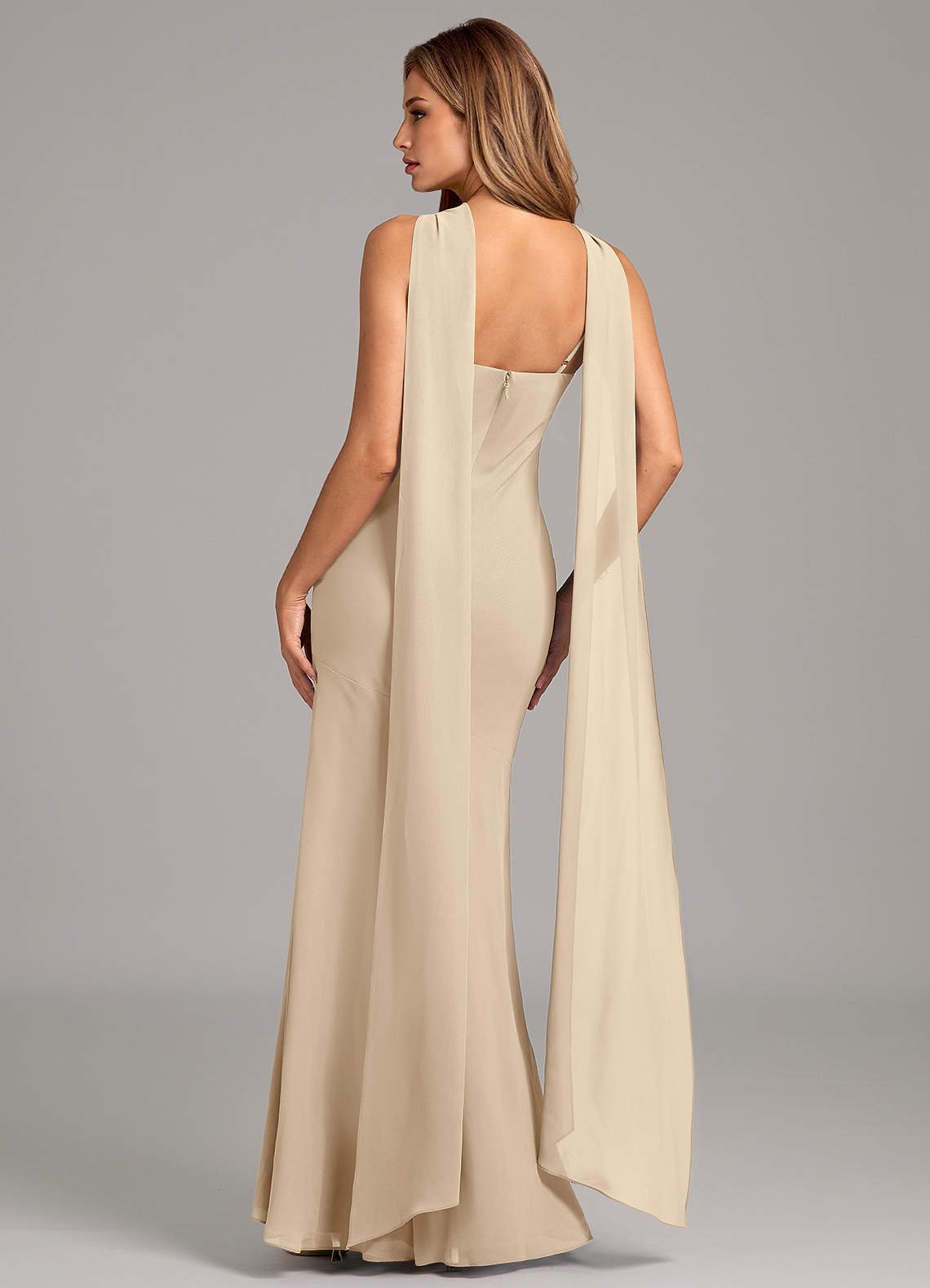 Kinsley Mermaid Halter Chiffon Bridesmaid Dress in Champagne