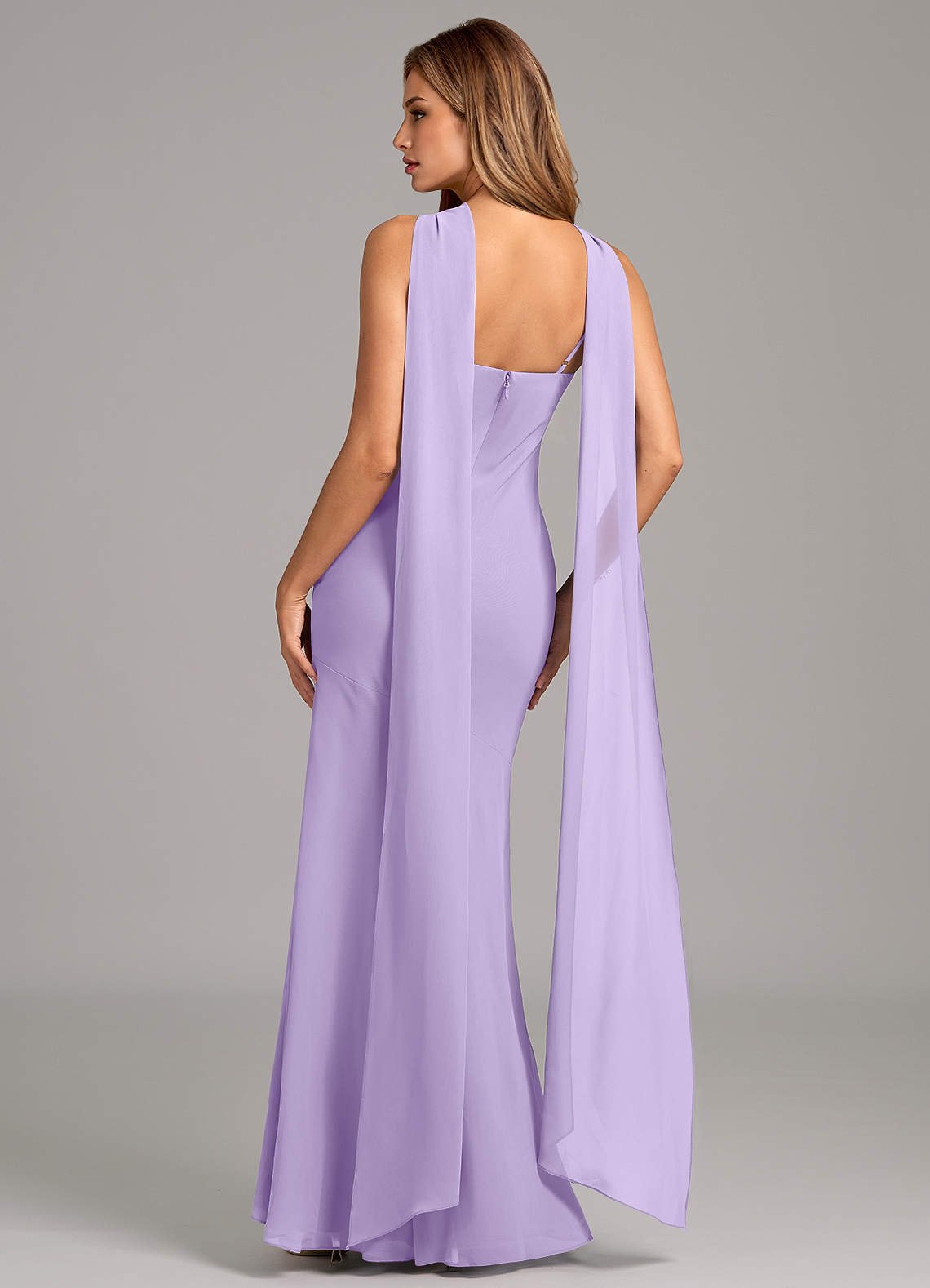 Kinsley Mermaid Halter Chiffon Bridesmaid Dress in Lilac