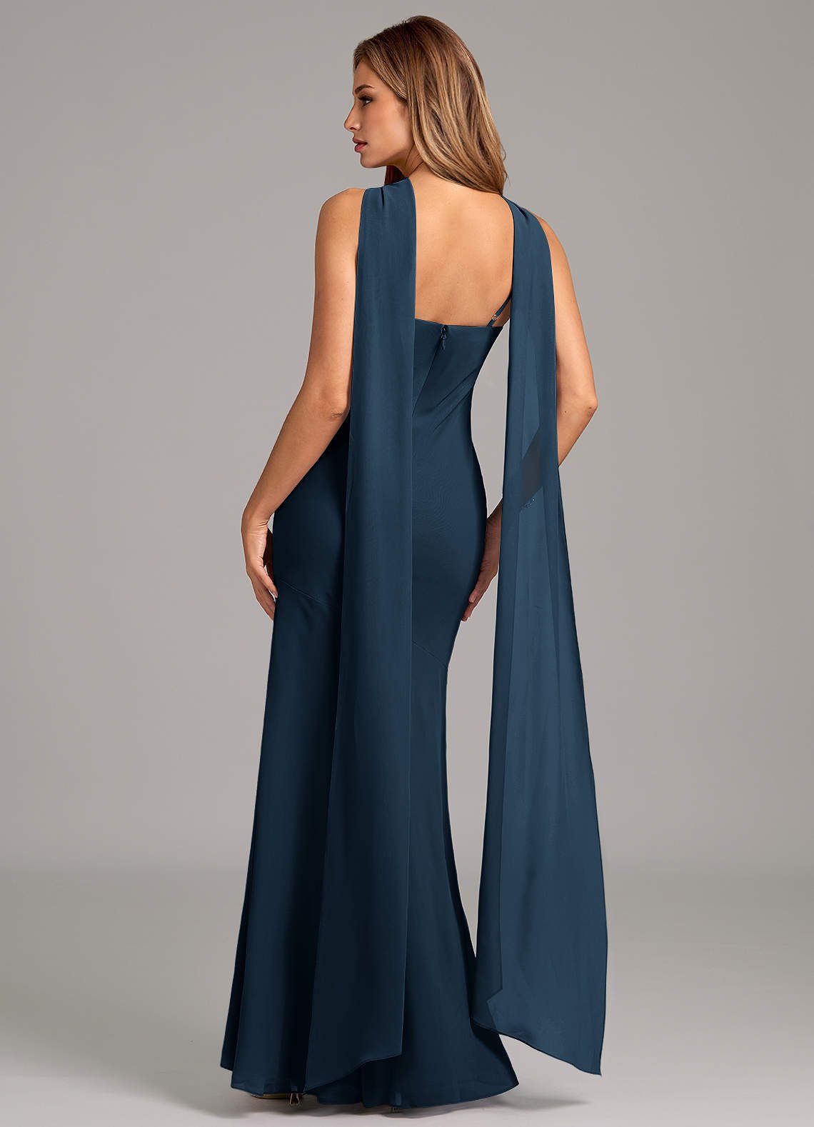 Kinsley Mermaid Halter Chiffon Bridesmaid Dress in Dark Navy
