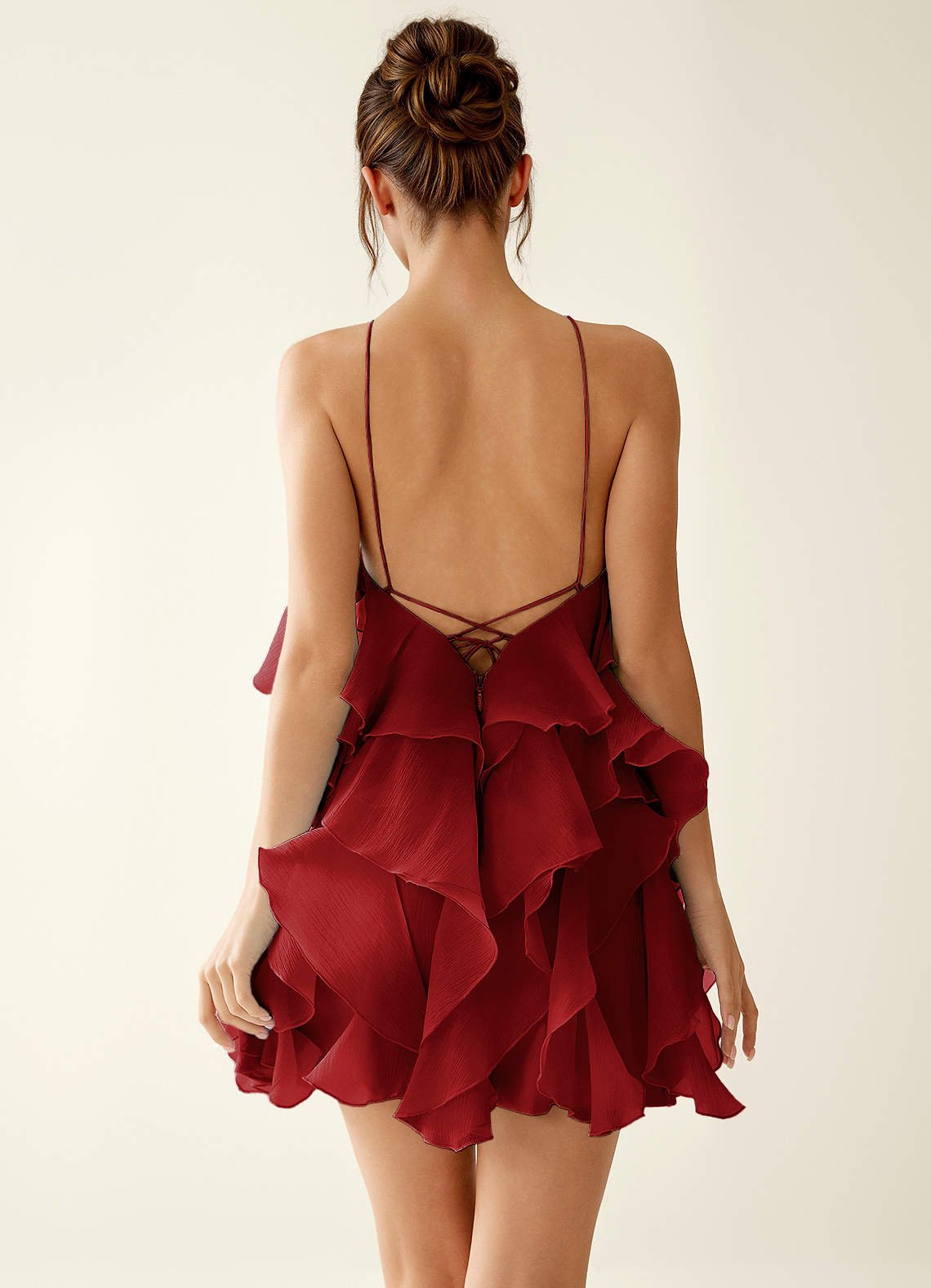 Oliamagn A-Line Mini Halter Ruffle Tulle Prom Dress in Burgundy
