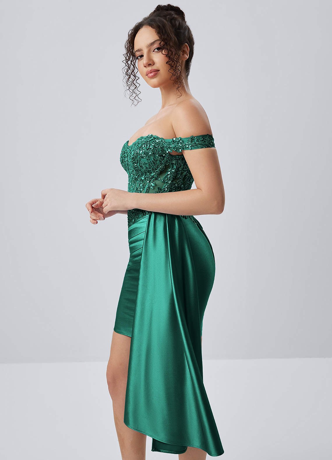 Oralien Bodycon Mini Off-the-Shoulder Satin Prom Dress in green