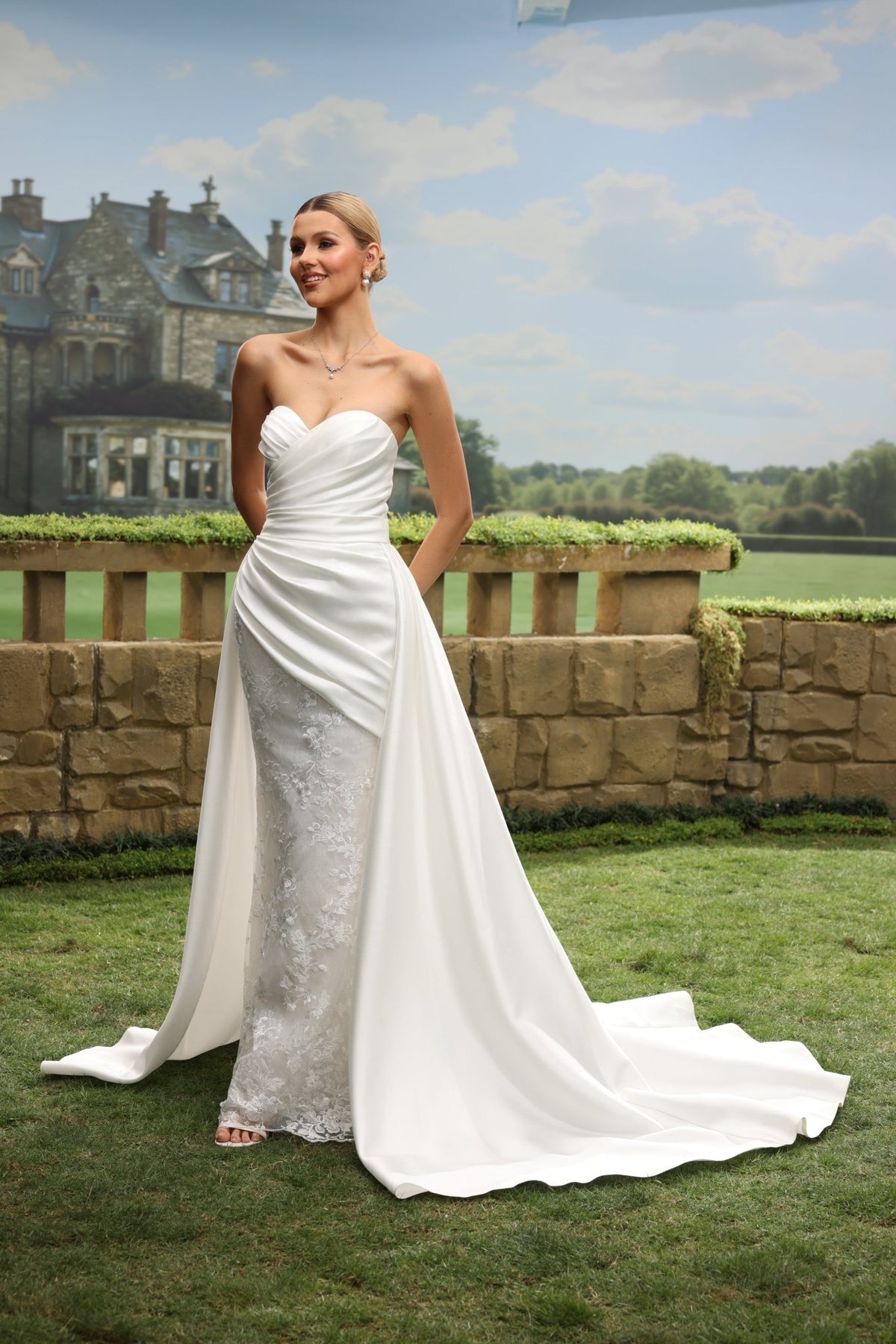 Orla white wedding dress detail view 9