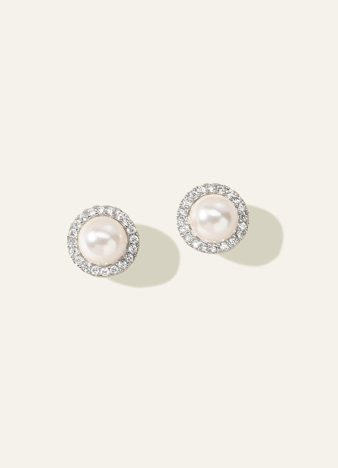Pearl Halo Stud Earrings — Gold — 图 1/6