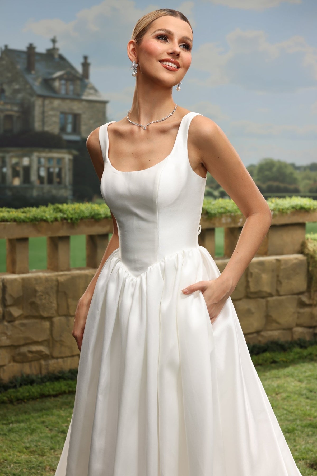 Pella A-Line Scoop-Neck wedding dress — design detail 6
