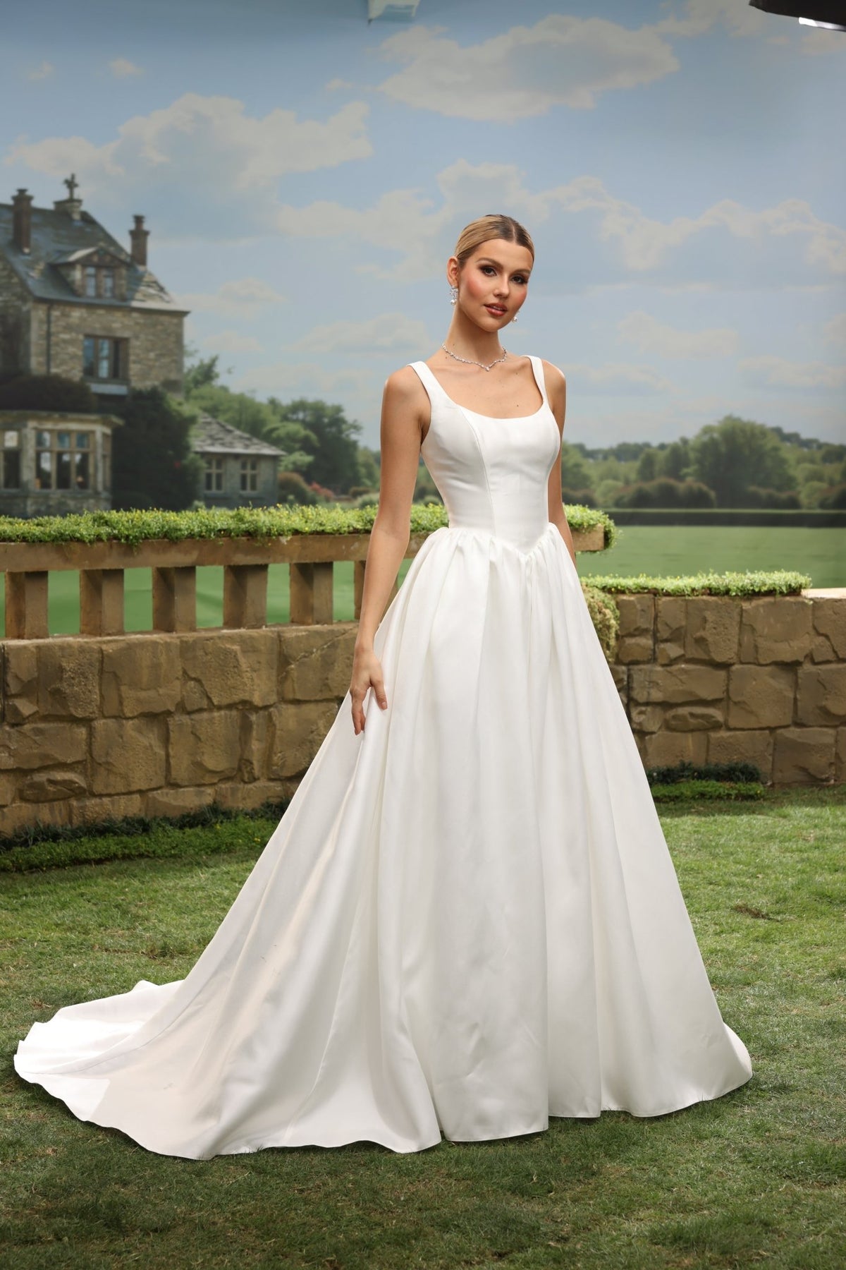Pella A-Line Scoop-Neck wedding dress — design detail 8