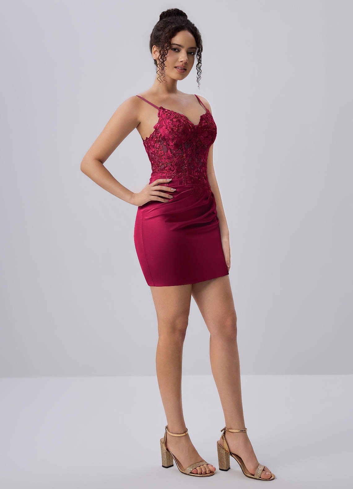 Persephonella Mini Corset Ruched Satin Lace Prom Dress in Burgundy