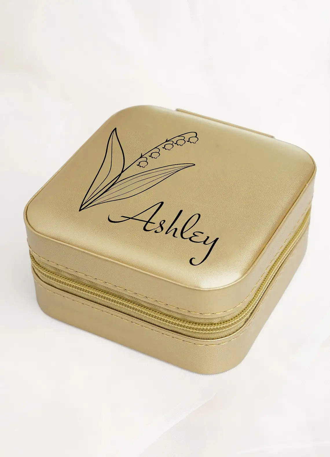 Personalized Jewelry Case — Gold — 图 51/62